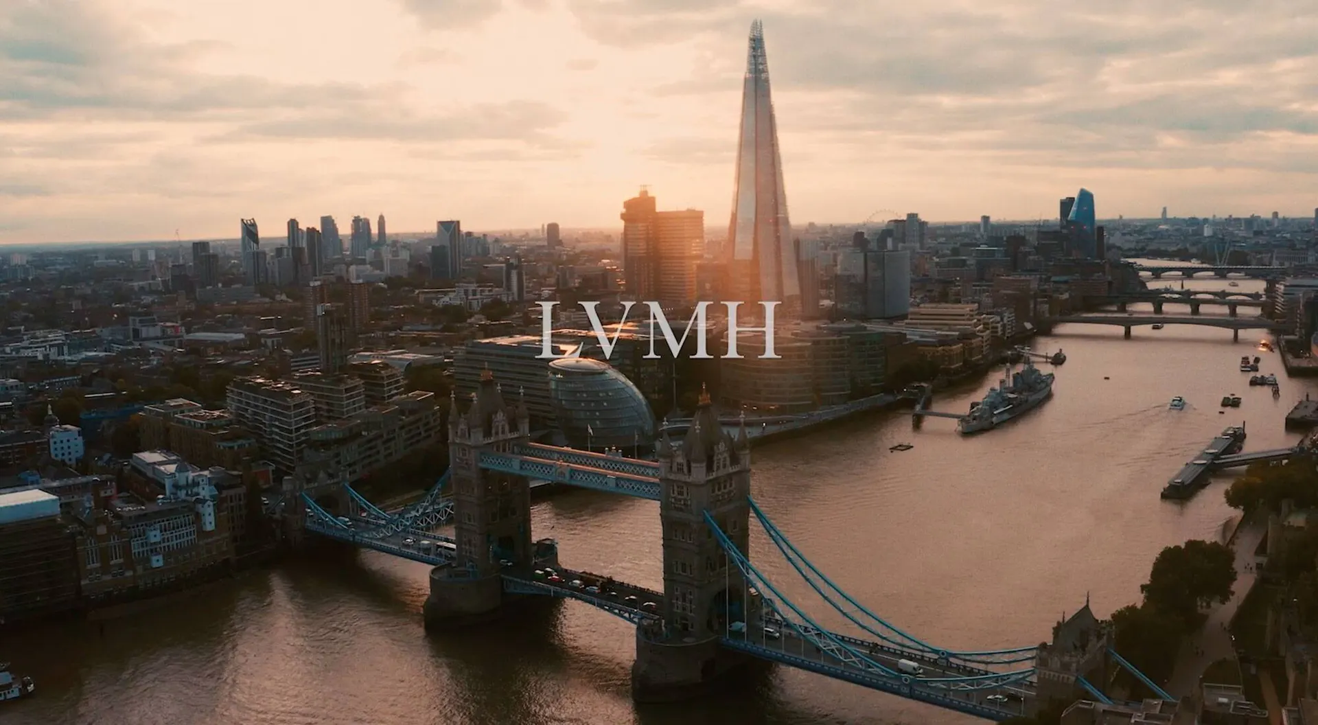 Scopri il primo episodio della serie con TOSHI, st... - LVMH