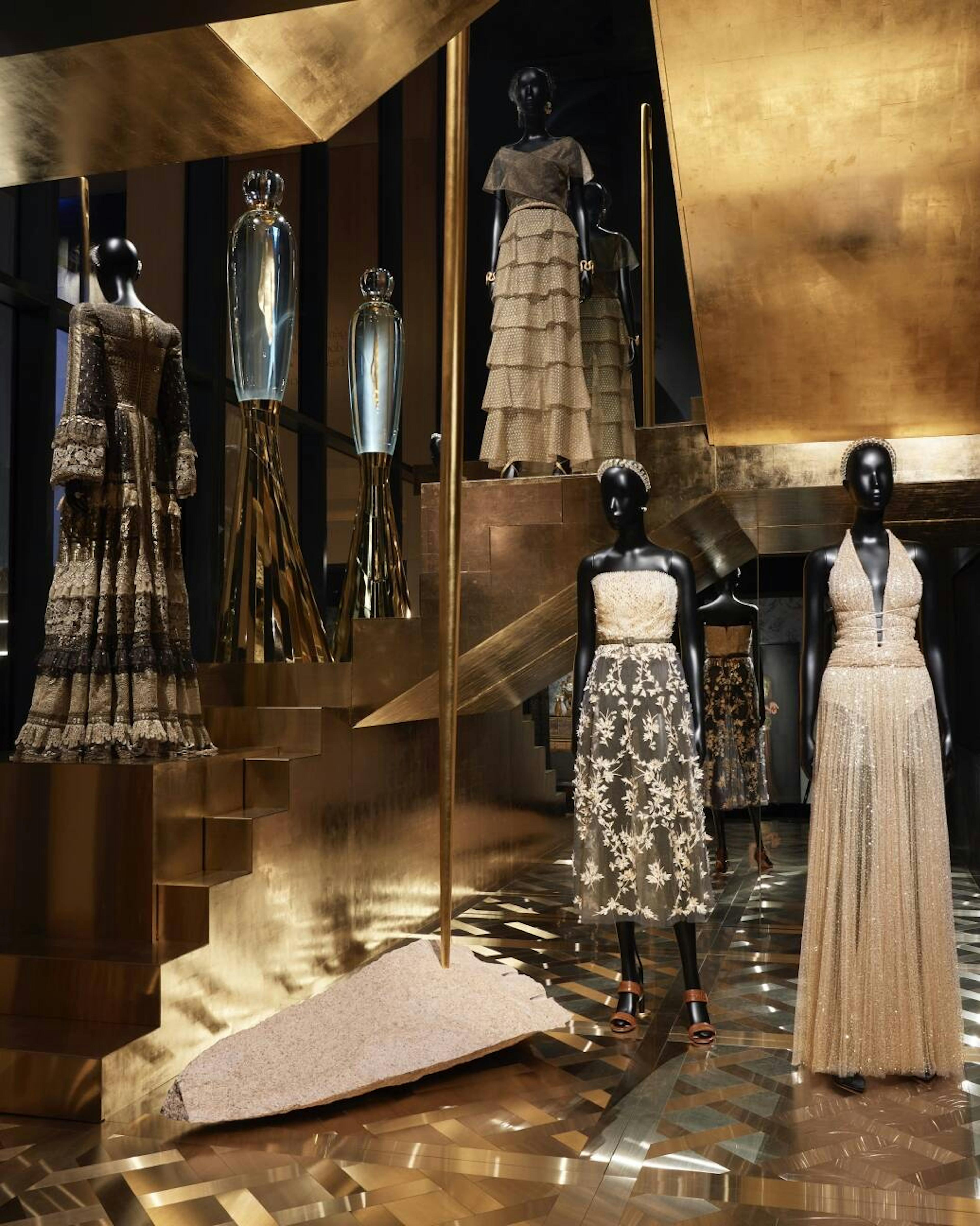 Visuals Dior unveils new exhibition at La Galerie Dior