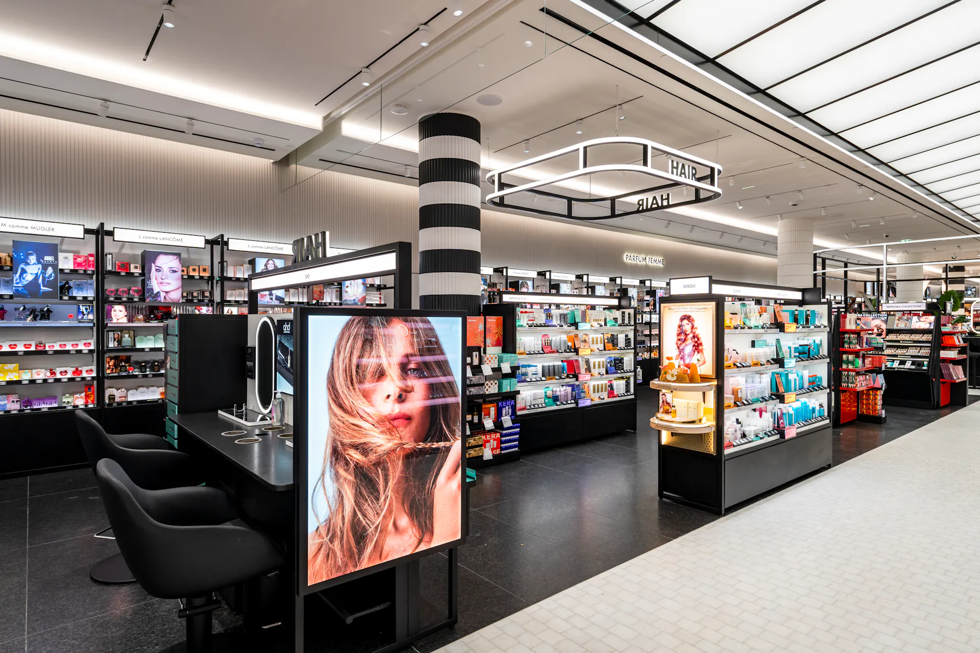 Sephora D voile Son Nouveau Flagship Sur Les Champ LVMH sephora-d-voile-son-nouveau-flagship-sur-les-champ-lvmh