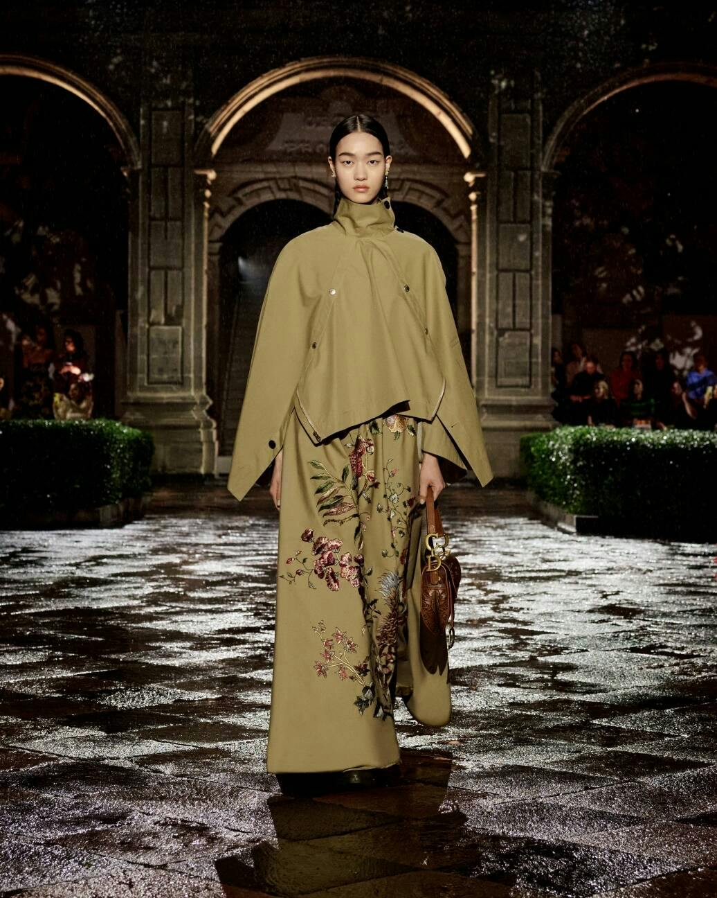 Visuals - Dior Cruise 2024 Collection: a Parisian tribute to a Mexican icon