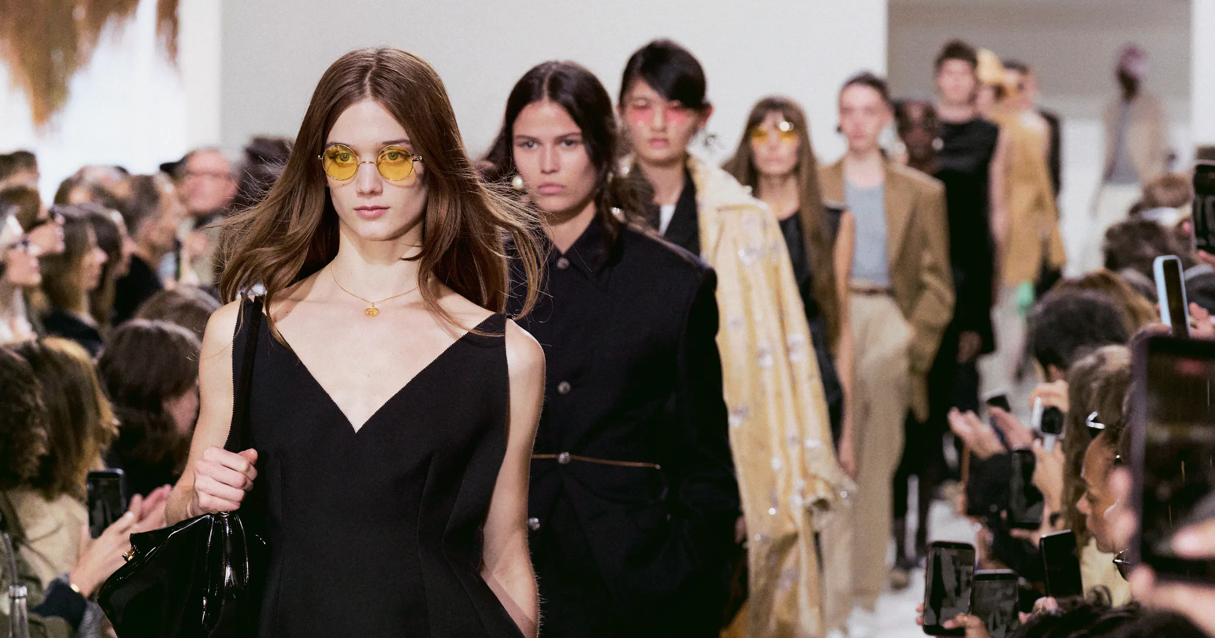 Celine präsentiert Frühjahr/Sommer 2027 Kollektion in Paris