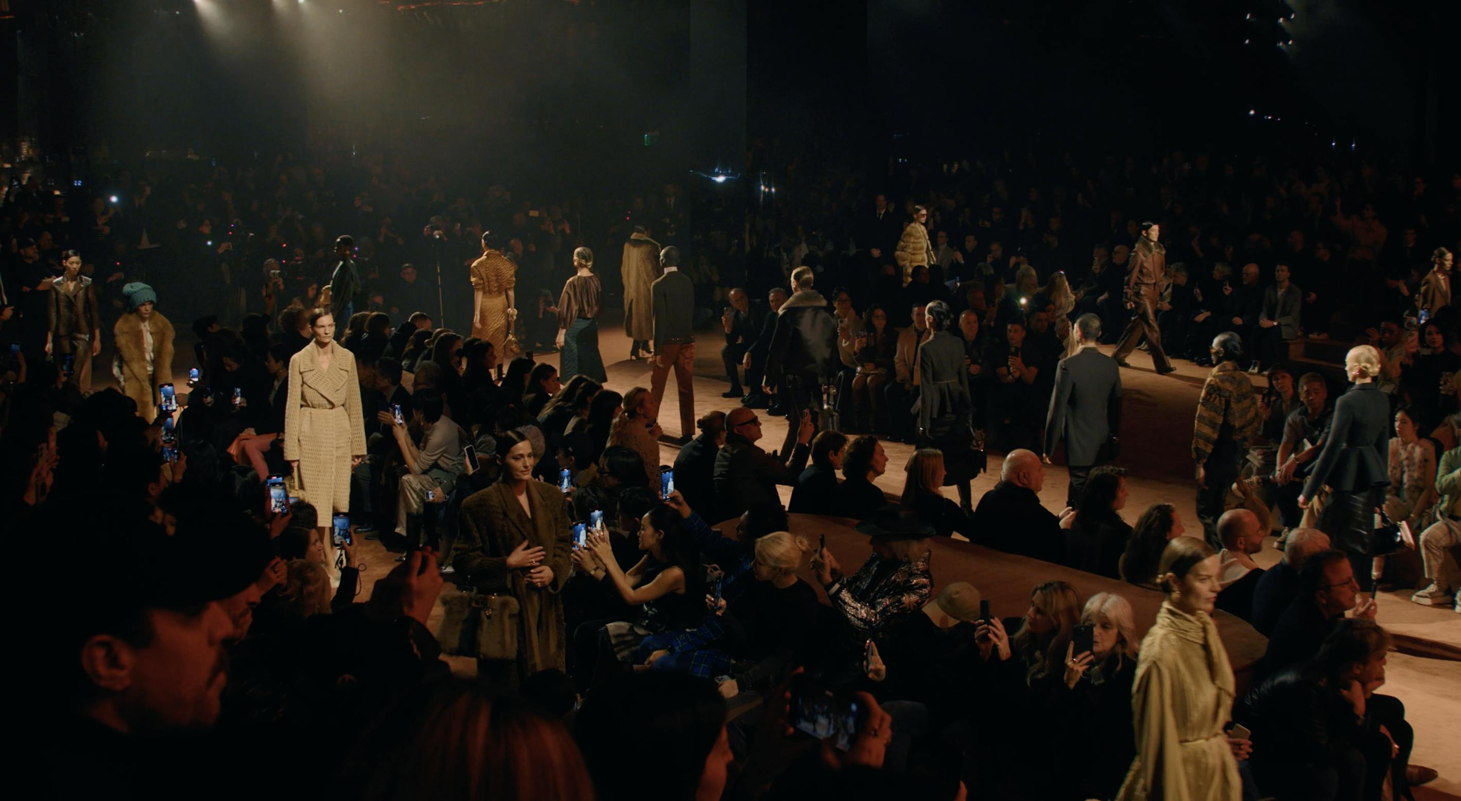 非売品】Fendi Roma: The 100Year Celebration Fendi Celebrates 100