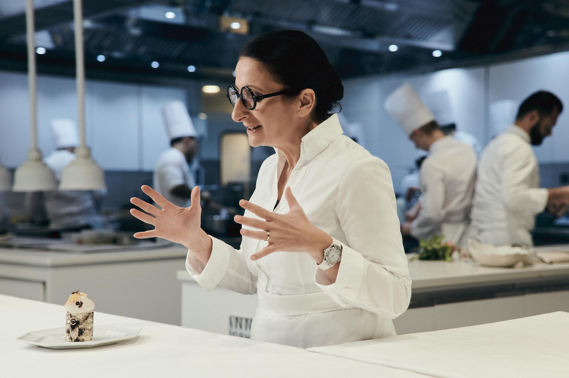 DIOR UNVEILS NEW CAFÉ DIOR BY ANNE-SOPHIE PIC IN CHENGDU, CHINA
