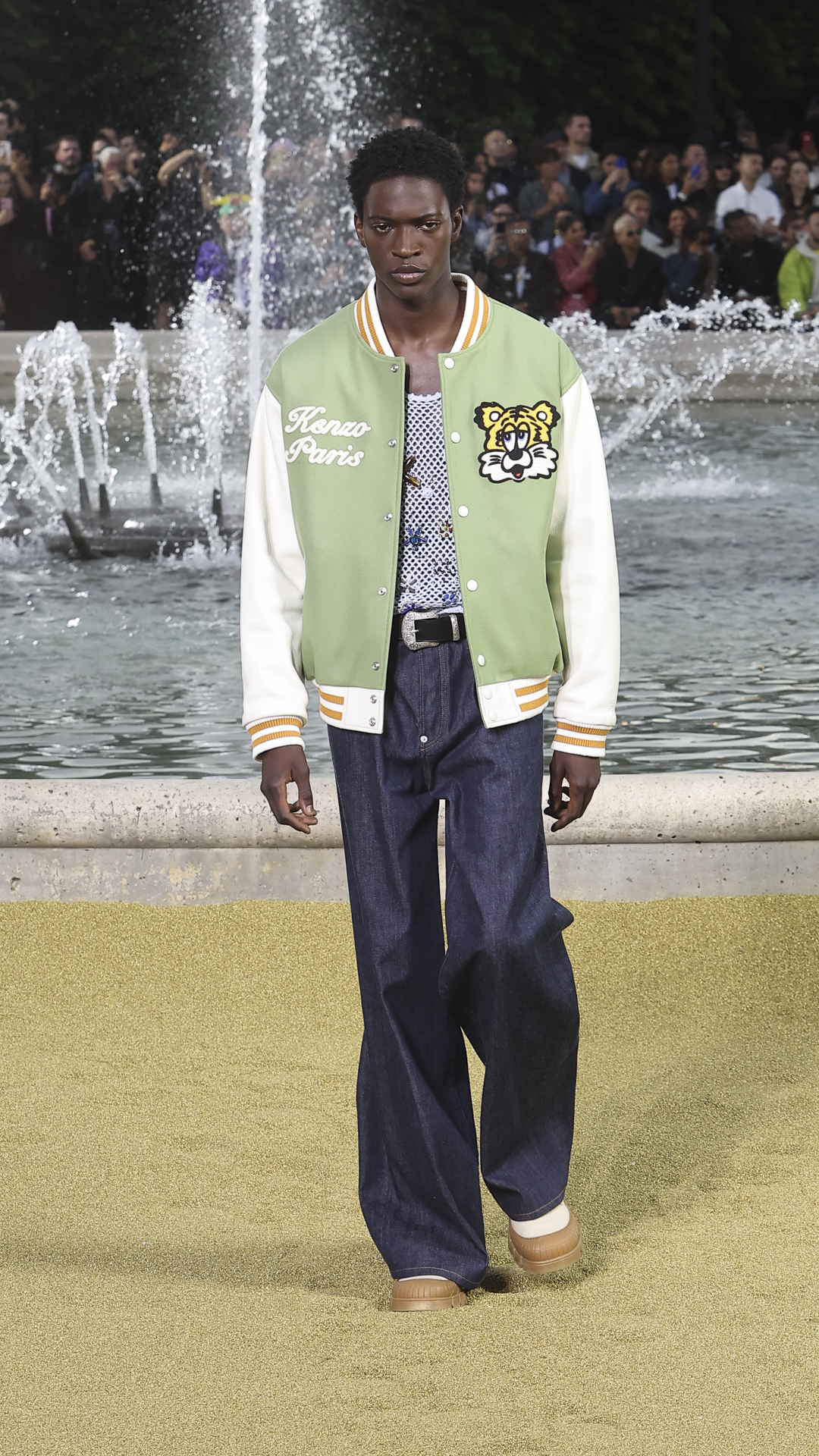 Japanese heritage and Parisian spirit for Kenzo Sp - LVMH