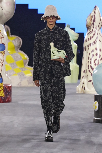 【アクセントに♪】Dior★DIOR AND HYLTON NEL バードブローチ The poetry of craft for Dior Summer 2025 Men's col - LVMH