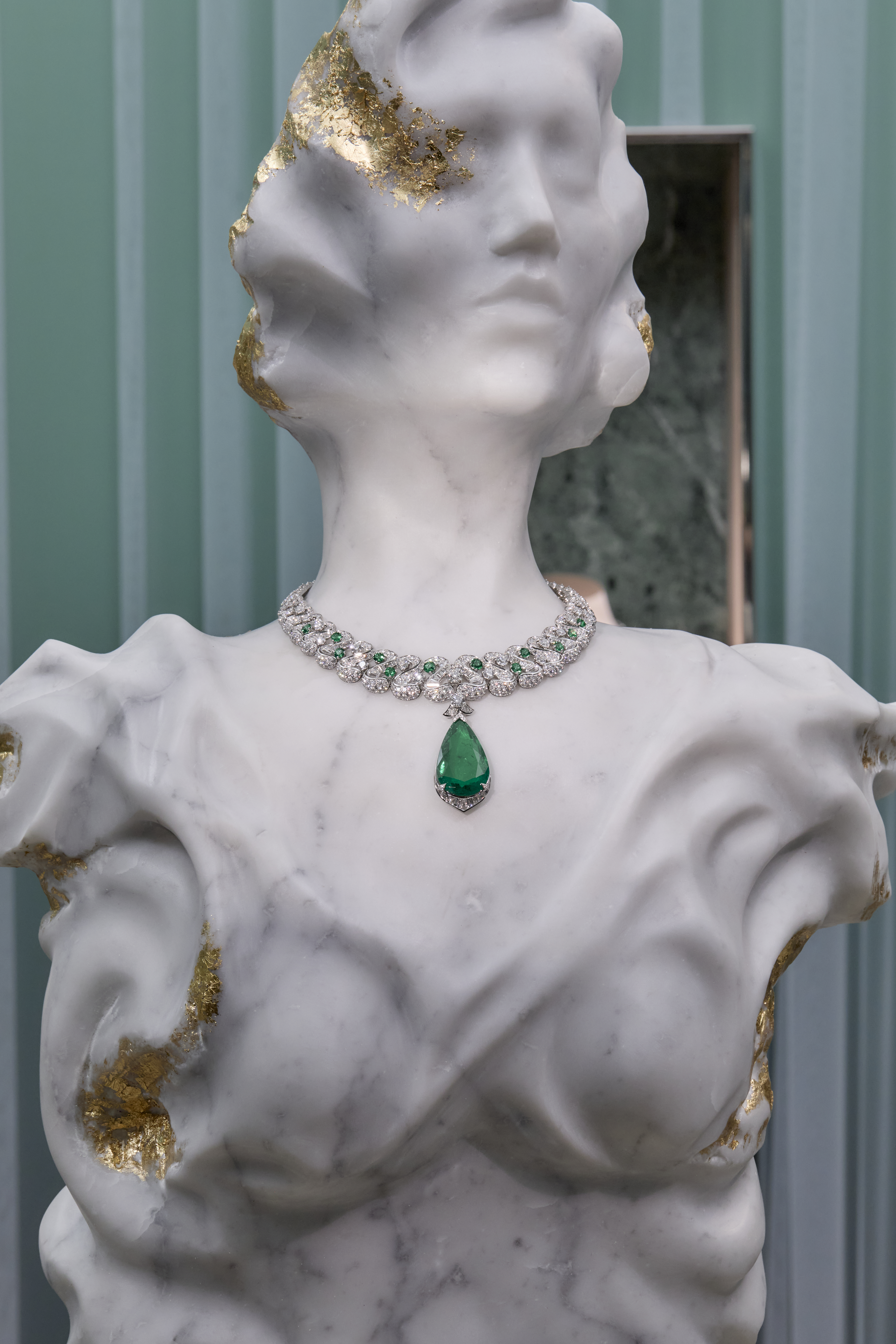 Bvlgari unveils Polychroma, a collection celebrati - LVMH