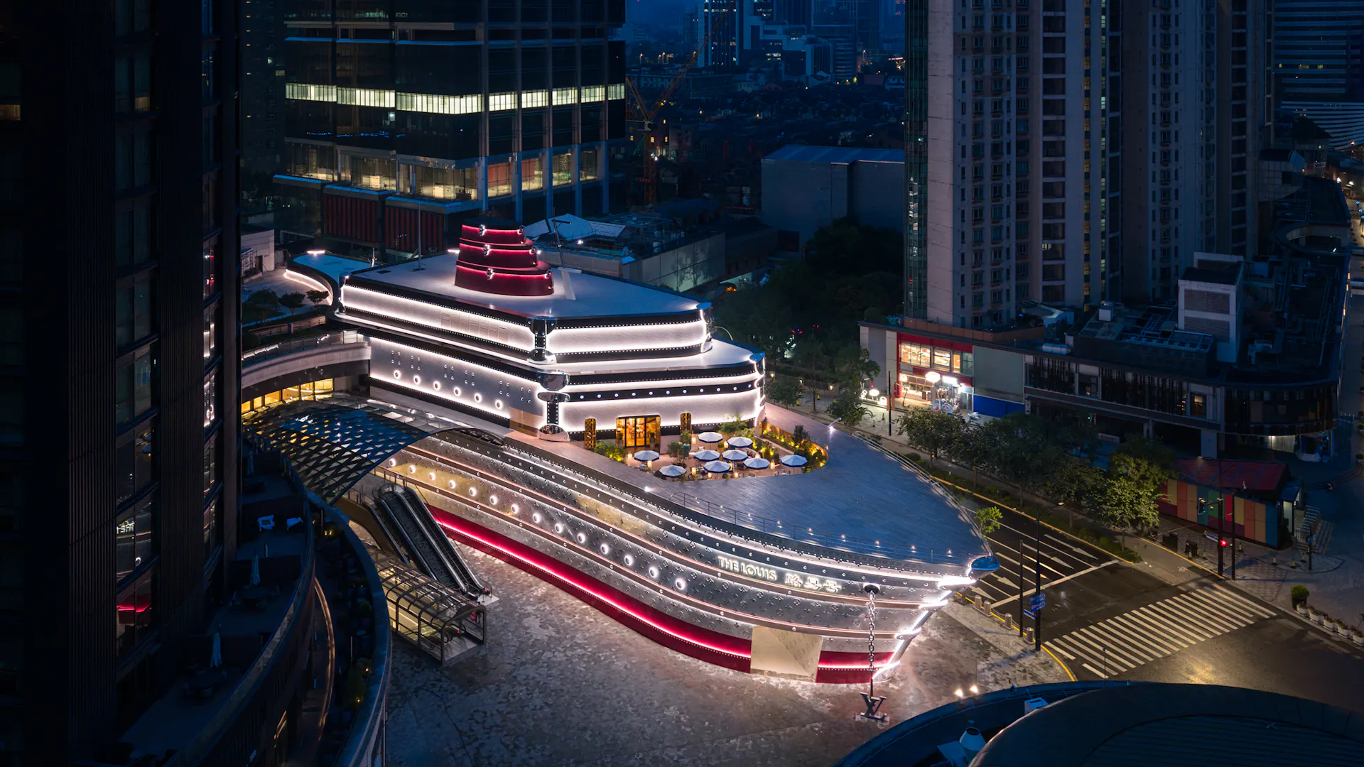 Louis Vuitton debuts Visionary Journeys in the hea... - LVMH