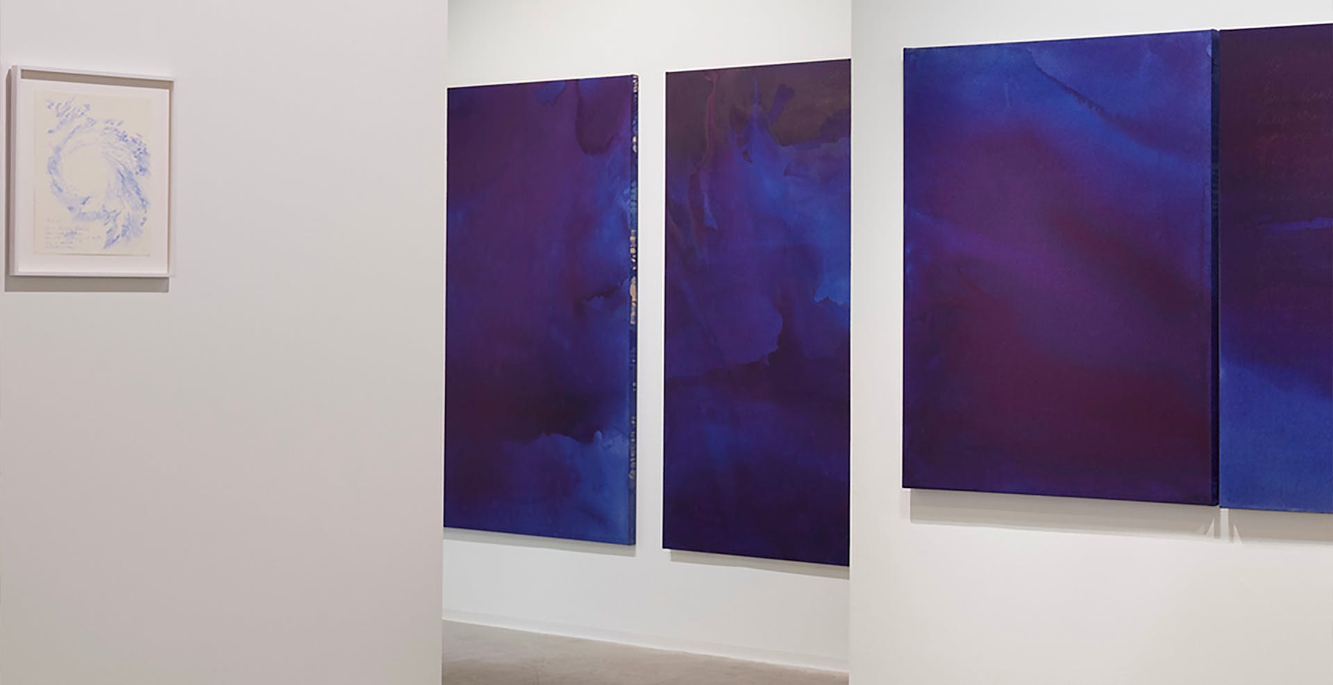 GUERLAIN E LEE UFAN ARLES APRESENTAM SOMETHING MOVES DE CAROLINE CORBASSON