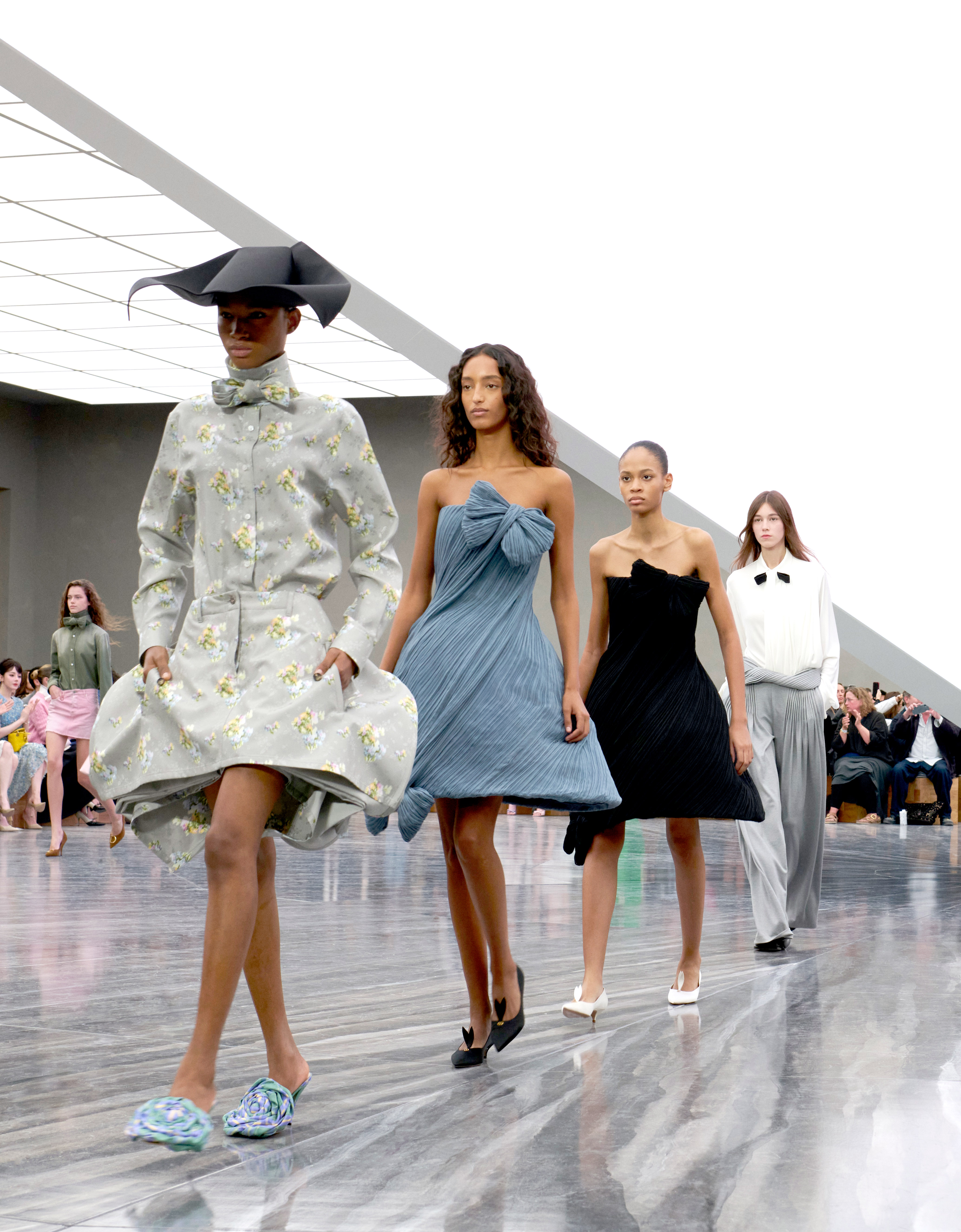 Heritage in motion at Dior Spring-Summer 2026 Wome - LVMH
