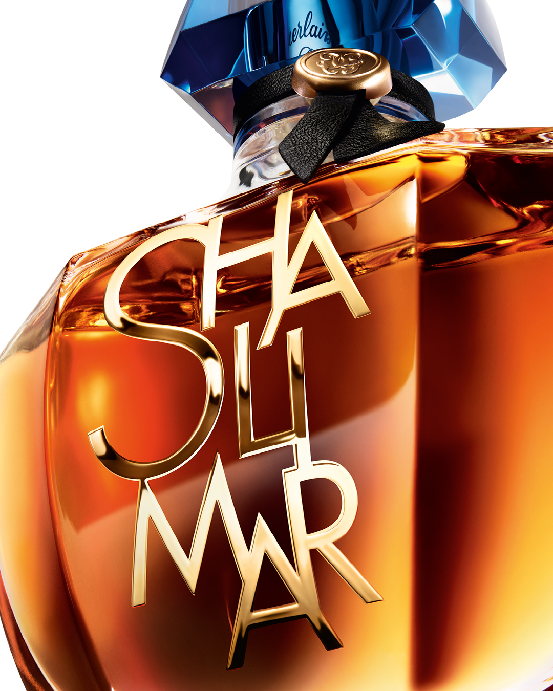 ゲランのアイコニックなパフューム、シャリマーの100周年を祝福 - LVMH