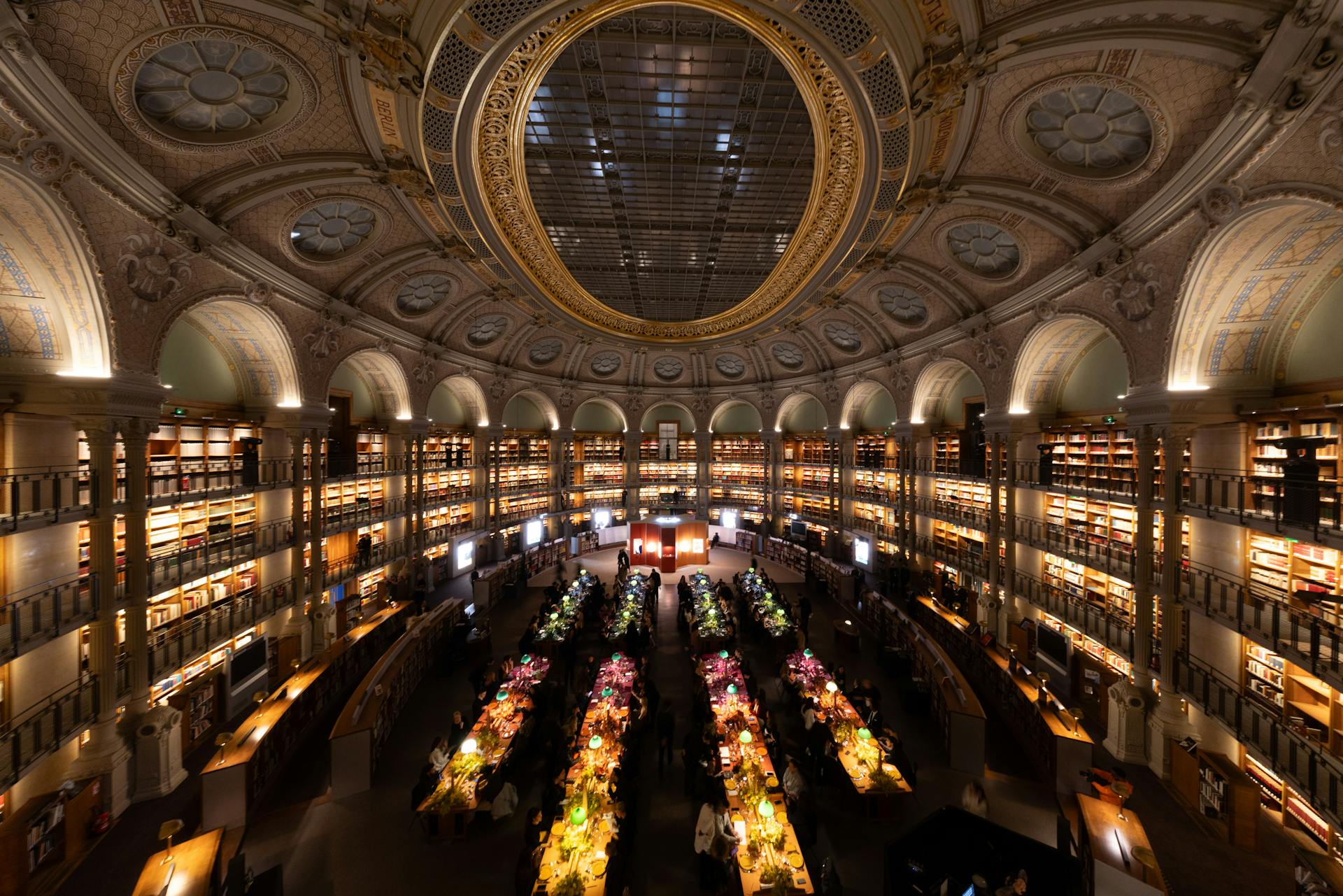 Bvlgari Unveils New Bvlgari Icons Minaudières Collection