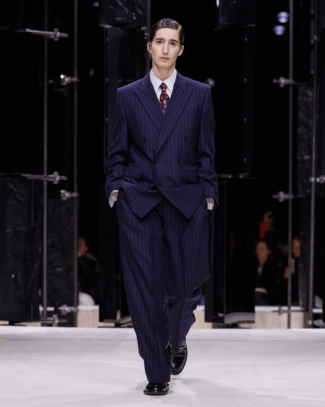 【最高峰ATELIER】新品同様◆ GIVENCHY セットアップ スーツ anc ジバンシィ GIVENCHY スカートスーツ 14 黒 スリーピース