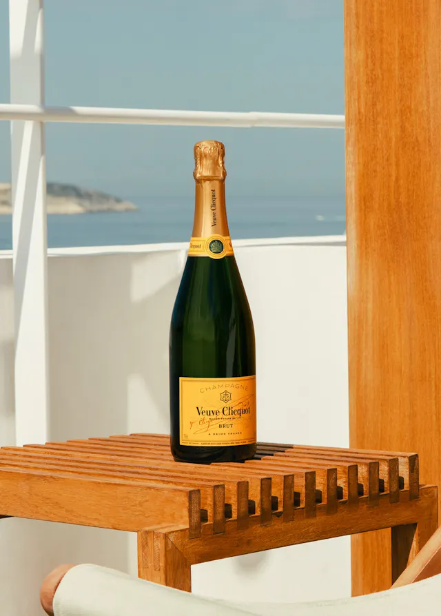 Veuve Clicquot, exceptional champagne - Wines & Sp... - LVMH