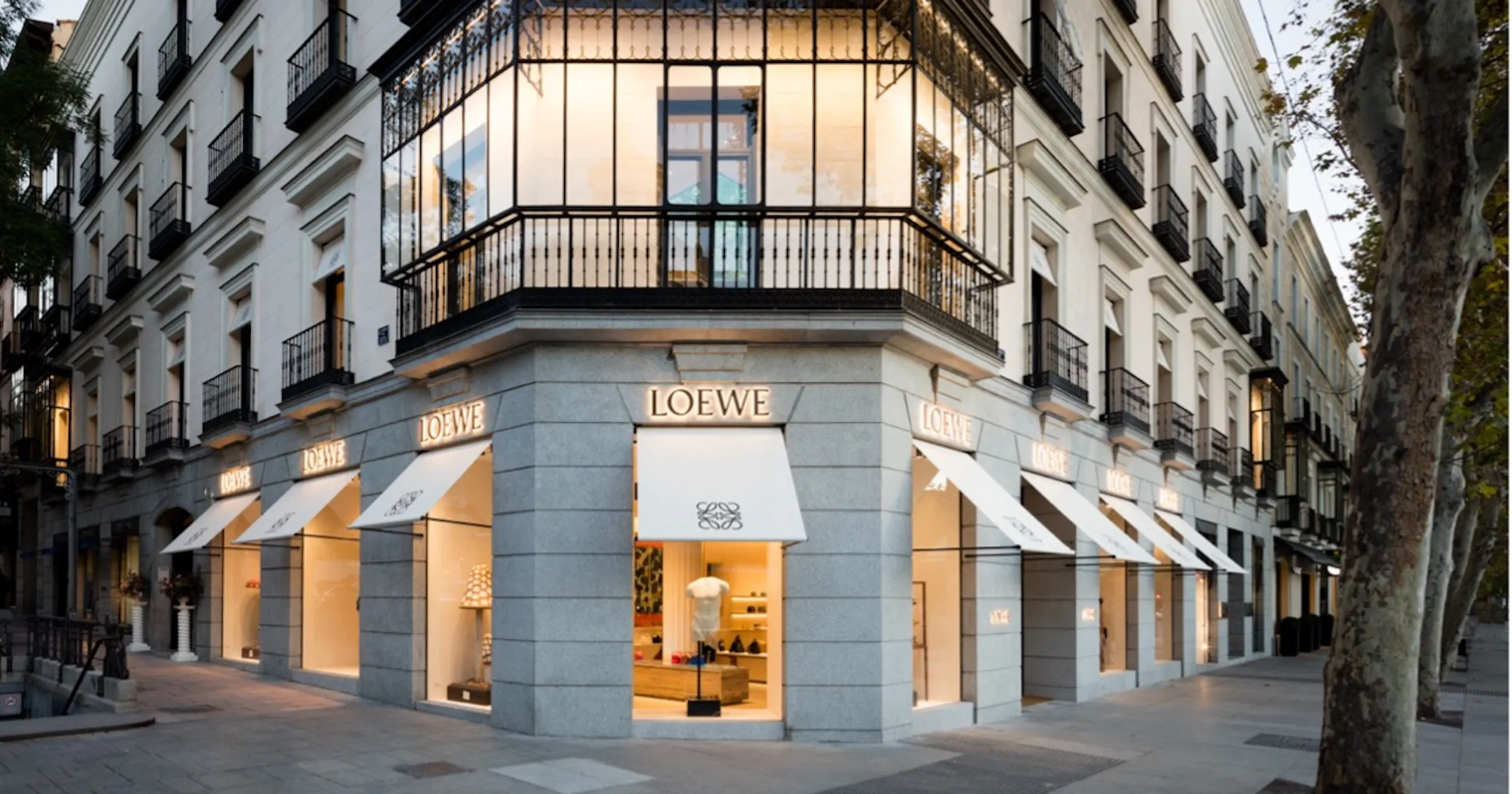 Loewe and Casa Loewe Madrid Loewe's Madrid Savoir-Faire Demonstration