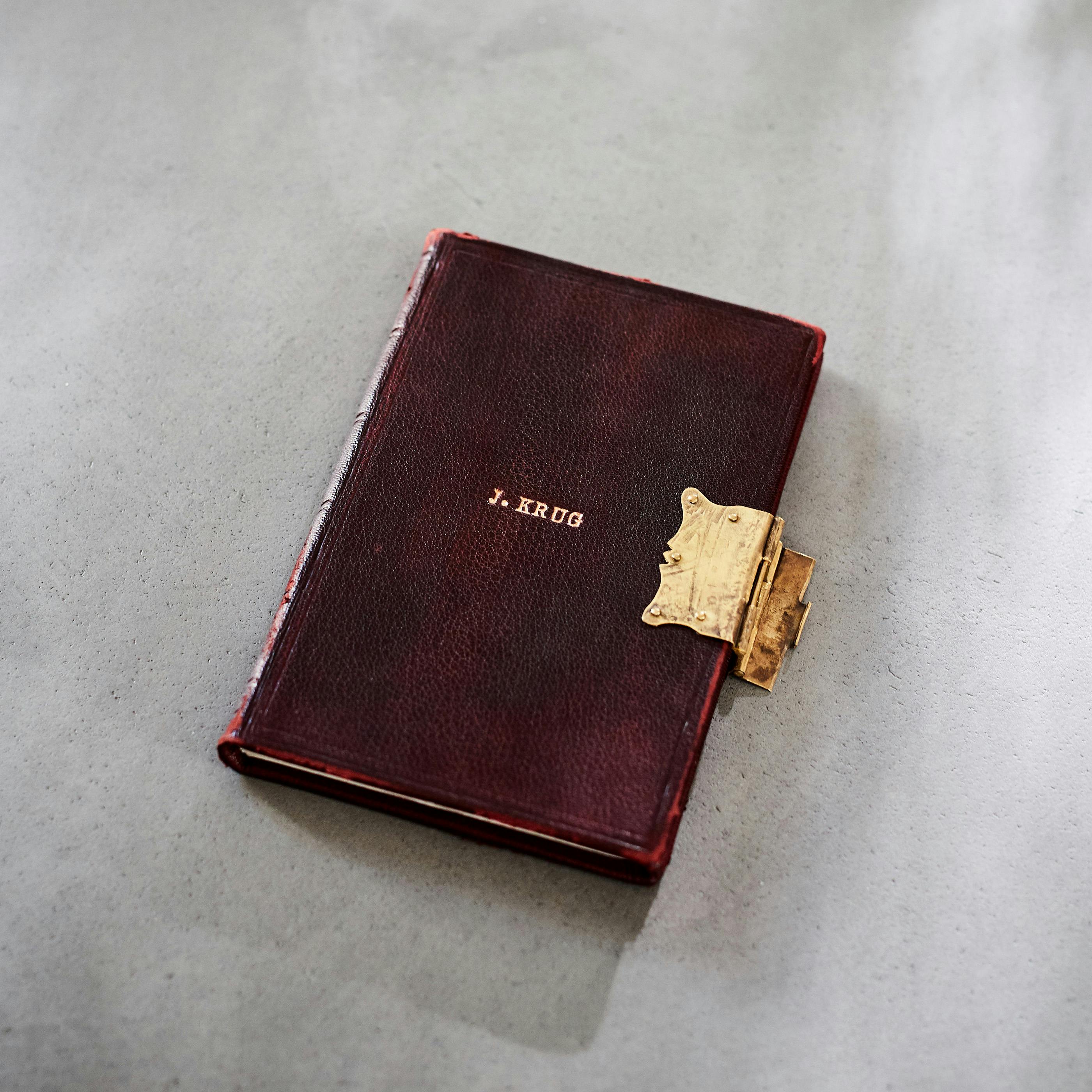 Krug のアイデンティティを示すビジュアル