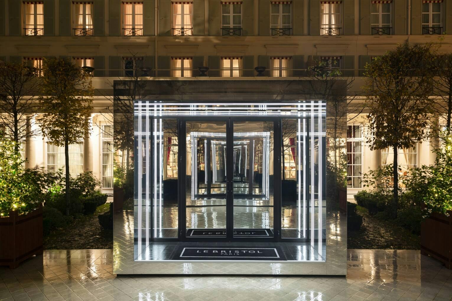 Visuels Dom Pérignon et Le Bristol Paris unissent leurs forces pour une expérience gastronomique inoubliable