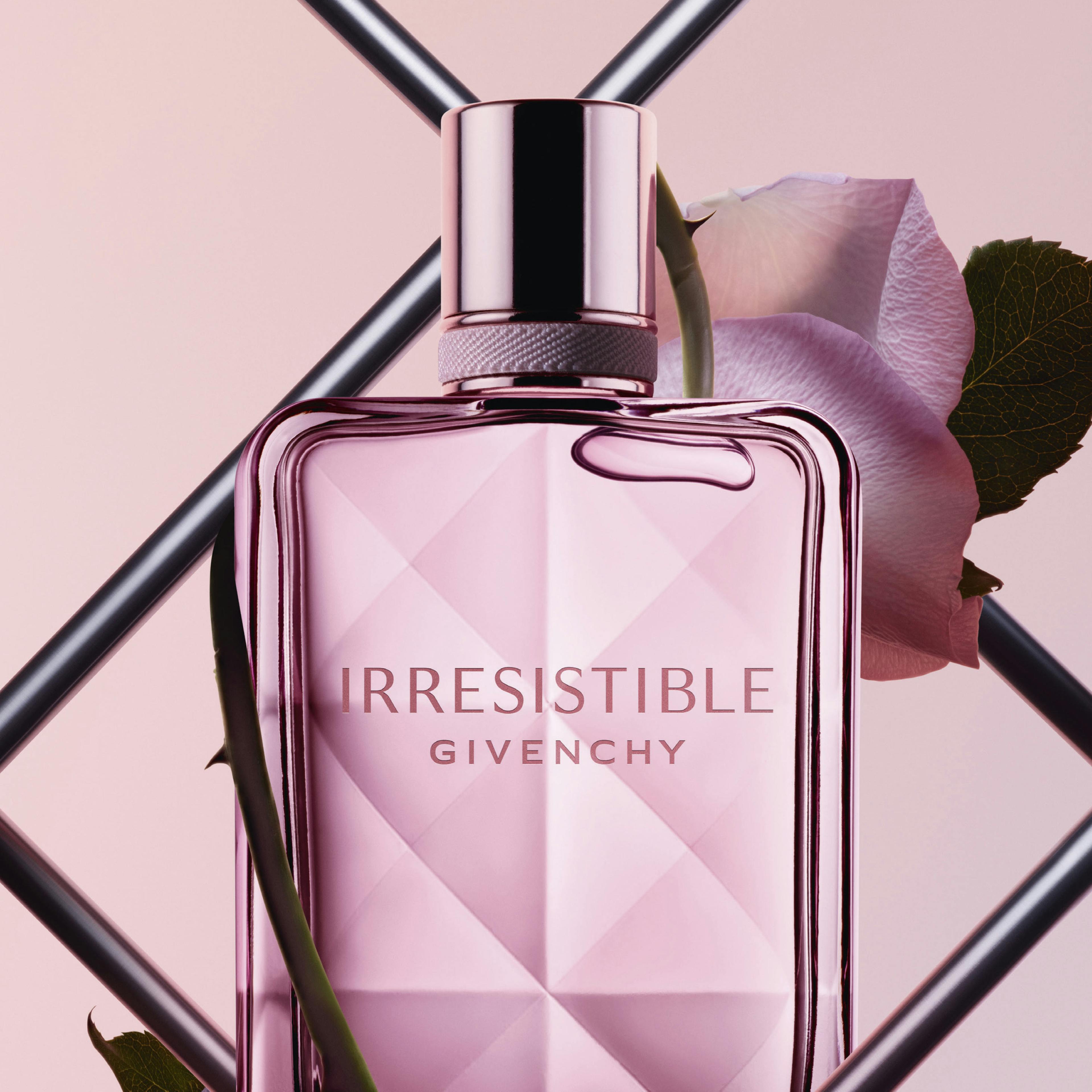 Irresistible Eau de Parfum Very Floral © Givenchy Parfums