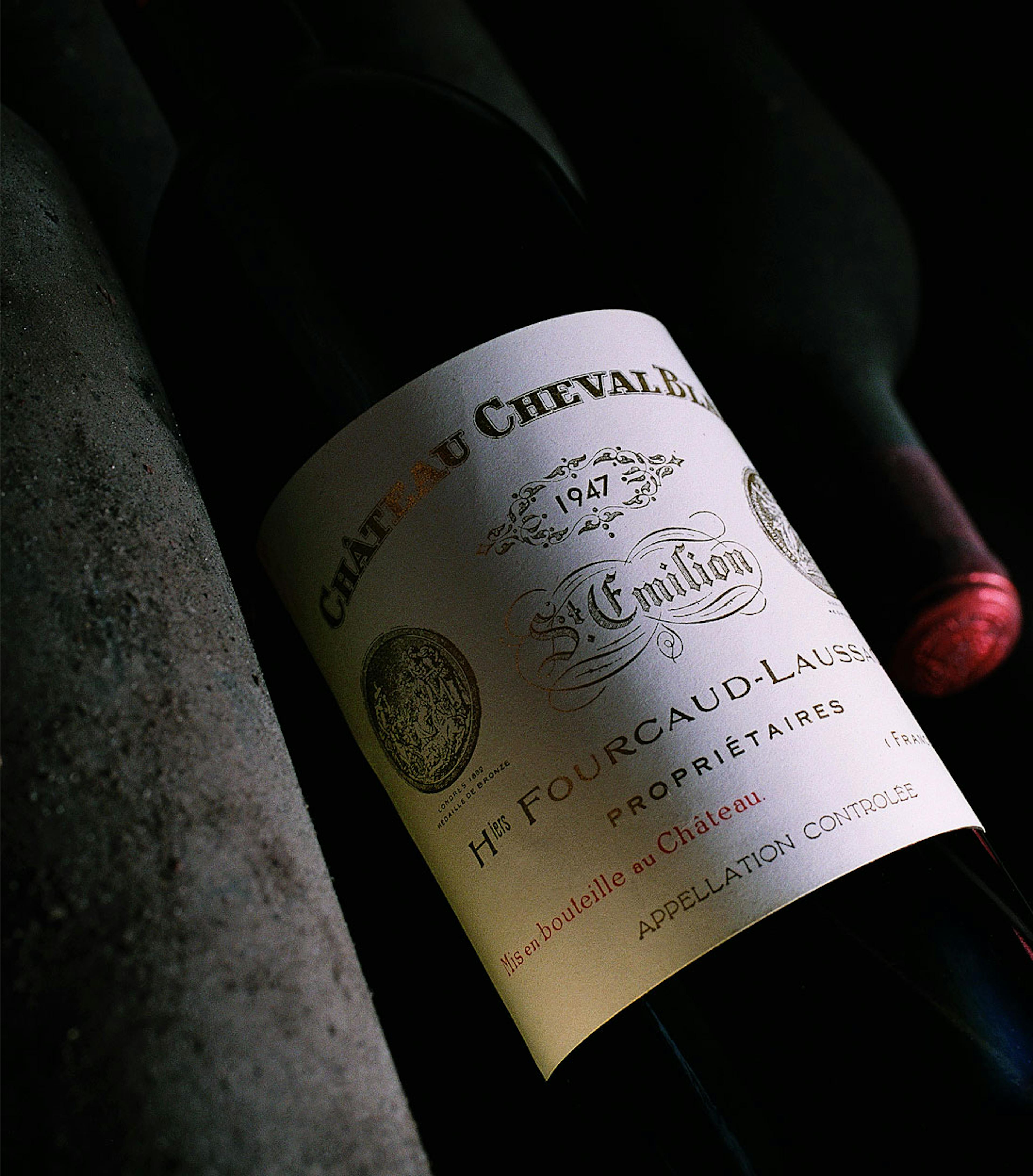 Bottle of Cheval Blanc, vintage 1947 © Alain Benoît DEEPIX