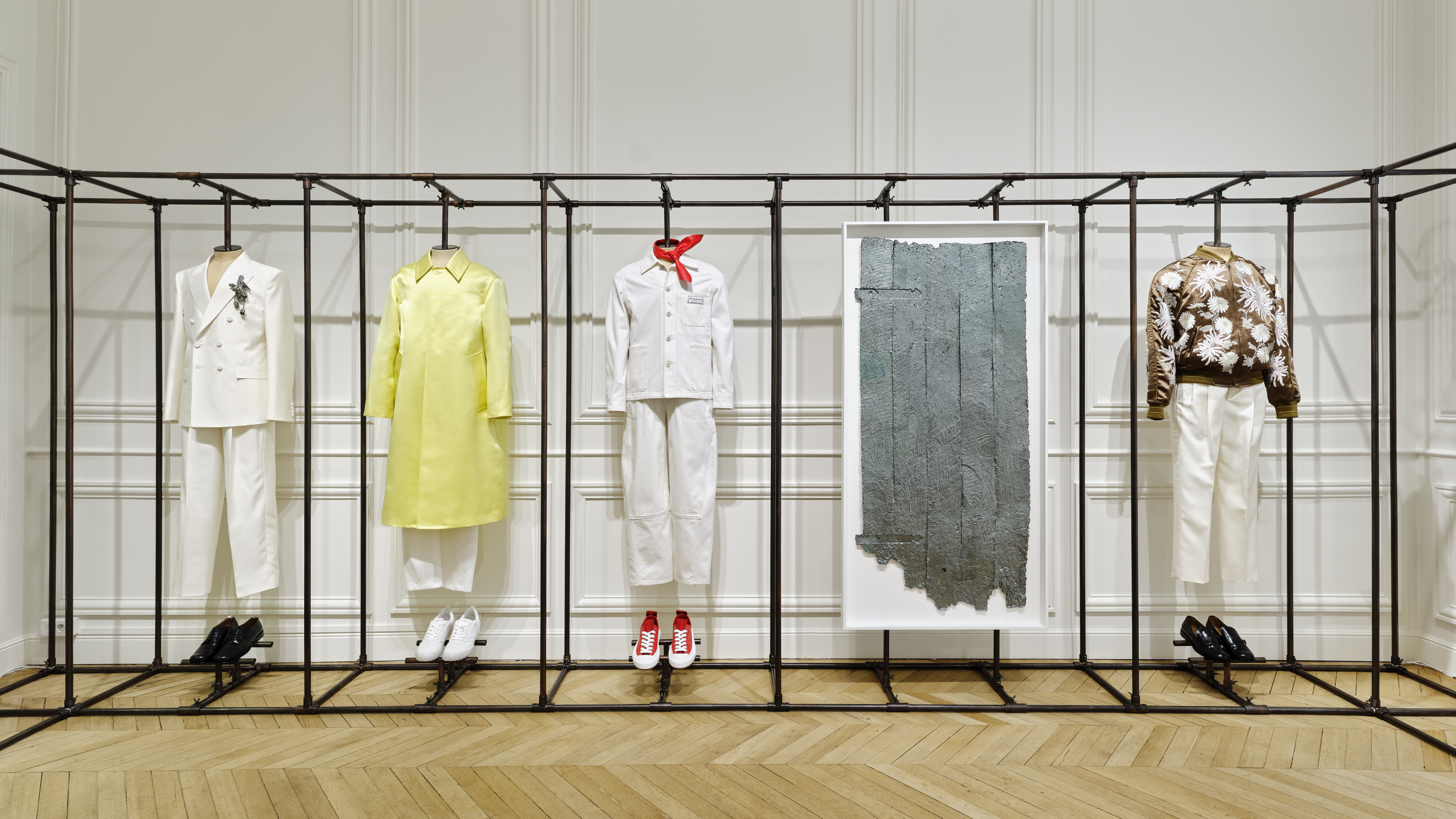Personal messages for the Givenchy Spring-Summer 2 - LVMH