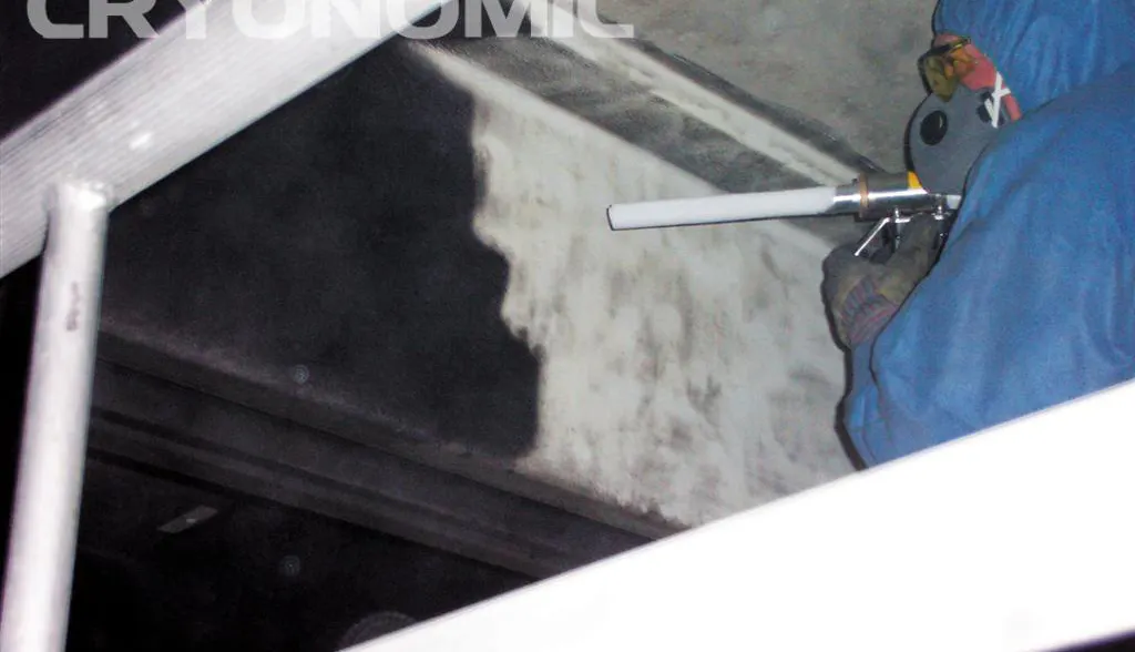 Droogijs reinigen CO2