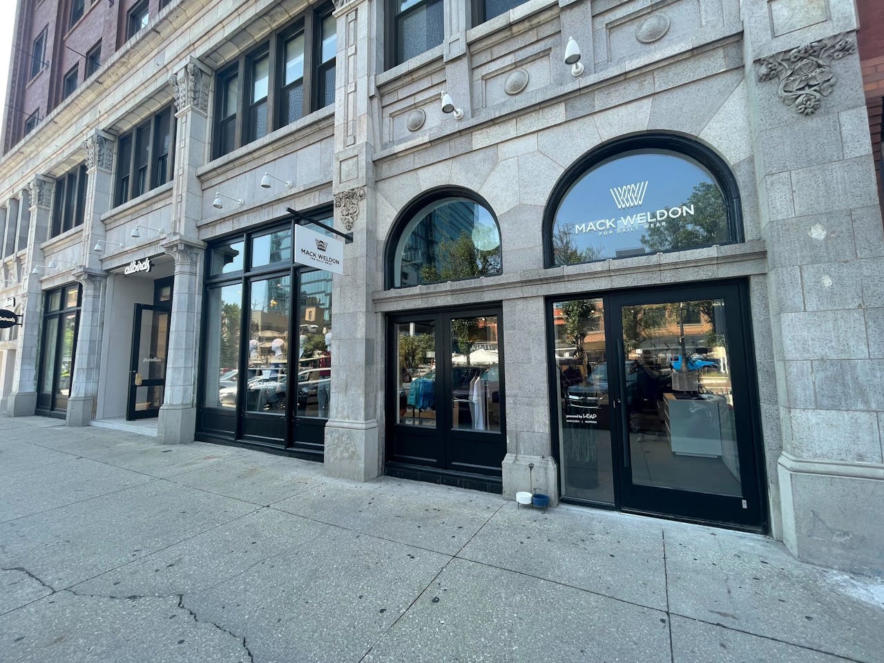 Front view of the Chicago, IL - Fulton Market Store