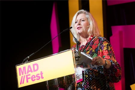 COMMENT: Instagram Reels Ads Demonstrates