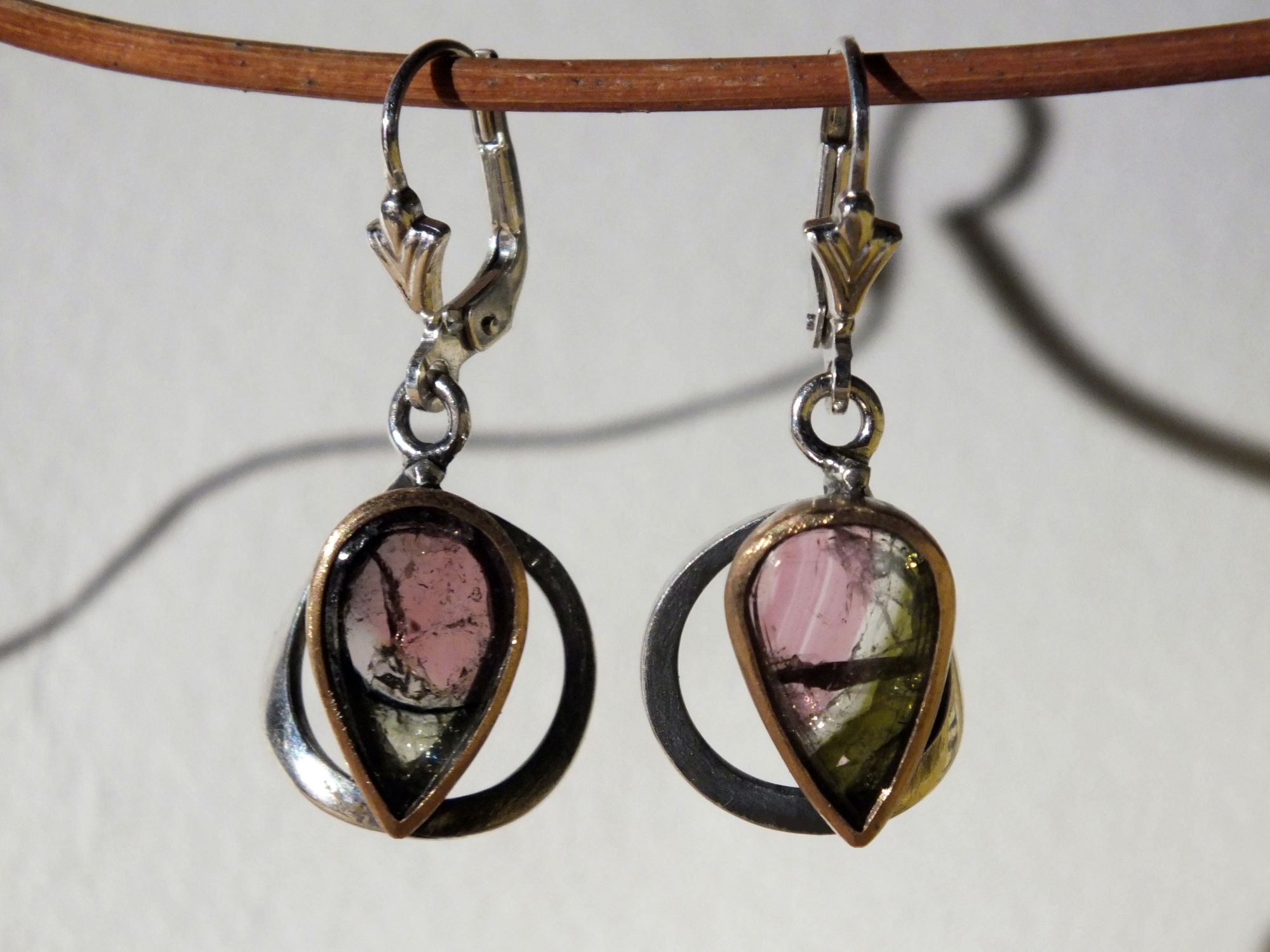 bijou: Boucles d'oreilles Tourmalines polychrome créé par Mahesh Bijoutier