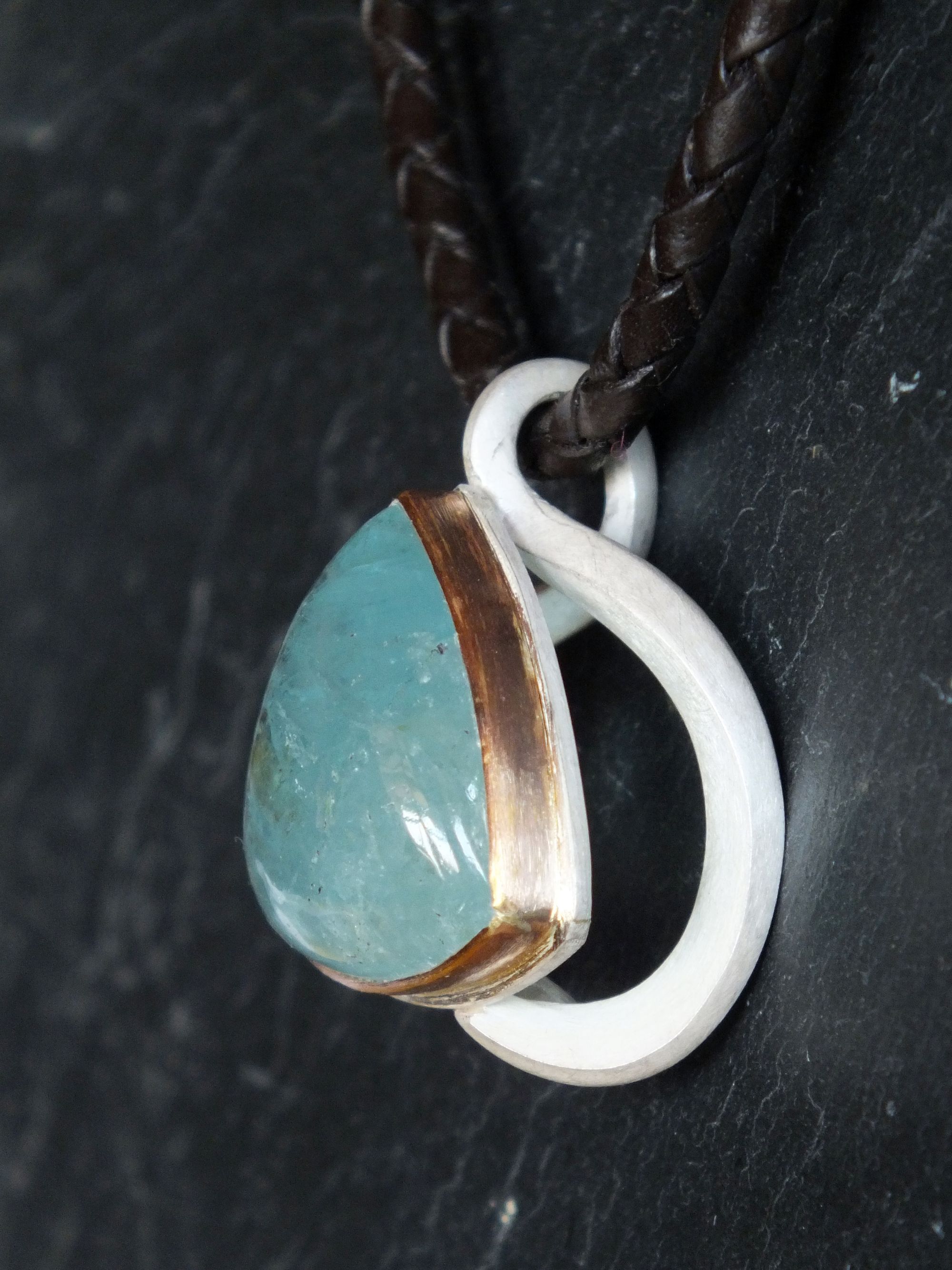 Pendentif aigue marine cabochon