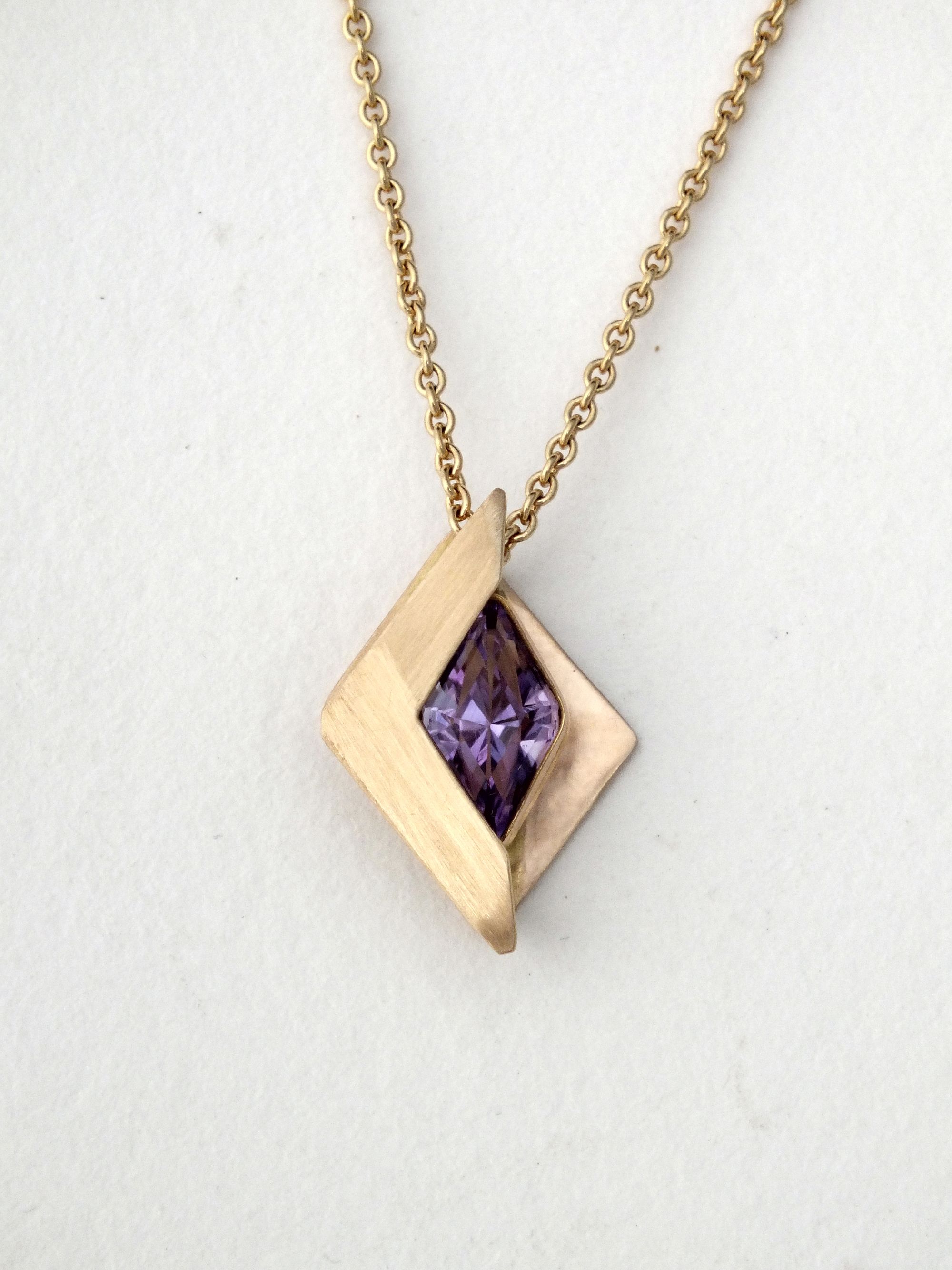 Petit pendentif améthyste