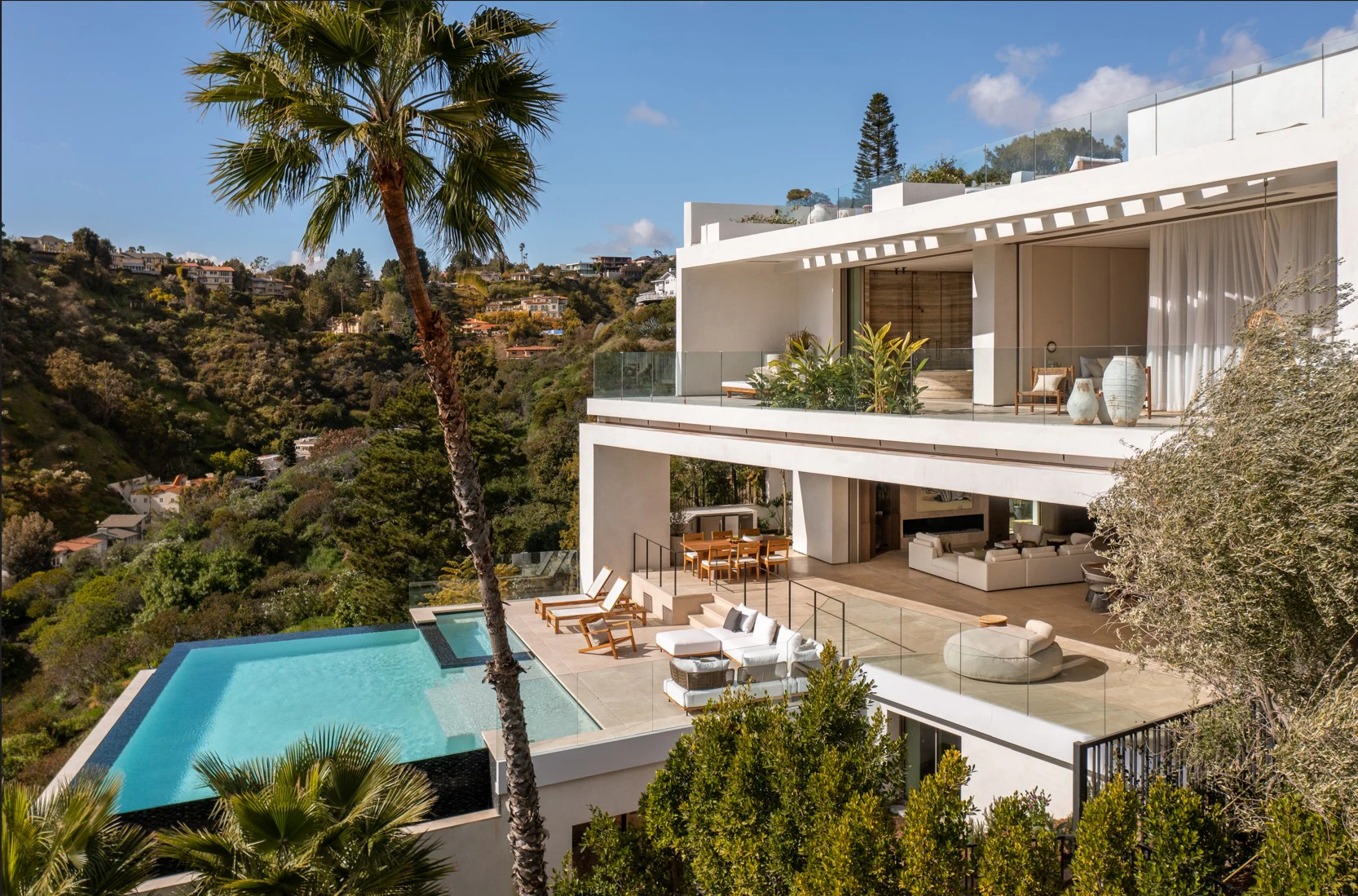 CHOOSING THE BEST LUXURY PROPERTY MANAGEMENT COMPANY IN LOS ANGELES