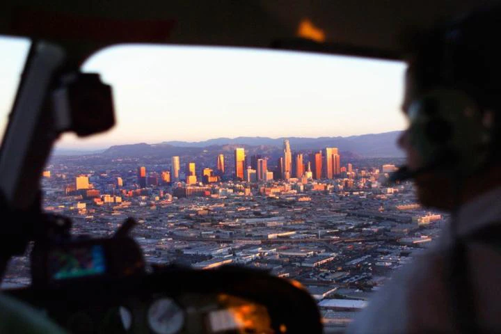 THE ULTIMATE GUIDE TO LUXURIOUS ACTIVITIES IN LOS ANGELES