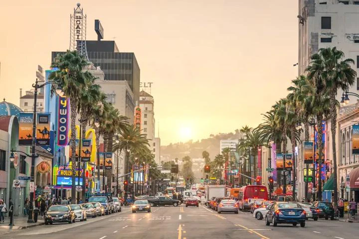 Where To Stay In Los Angeles With Family: 21 Best Places