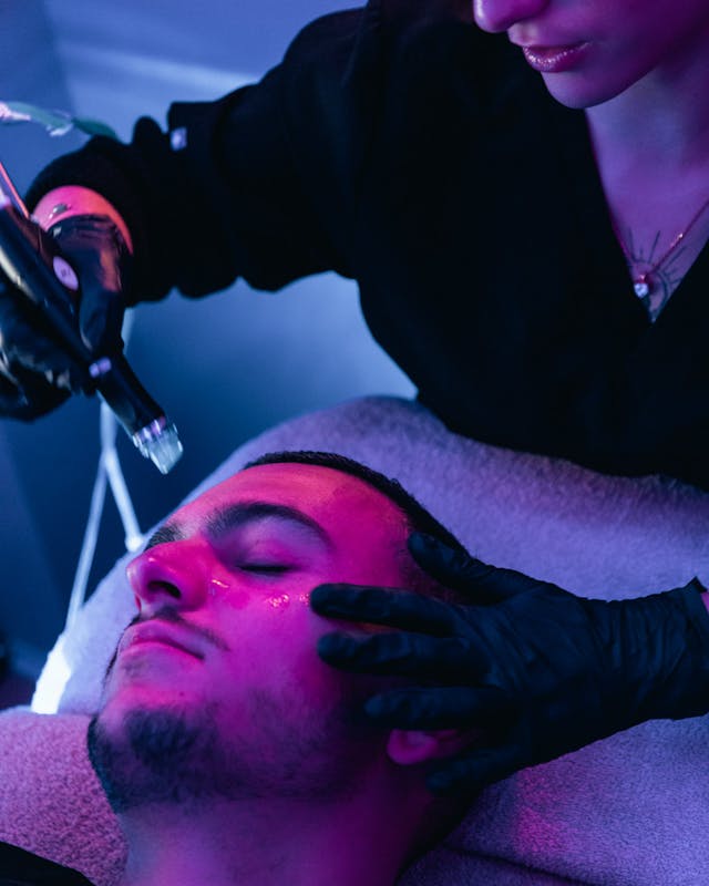 Traitement de peau Yoko Pure Skin à Lyon - pourquoi combiner HydraFacial et Profhilo ?