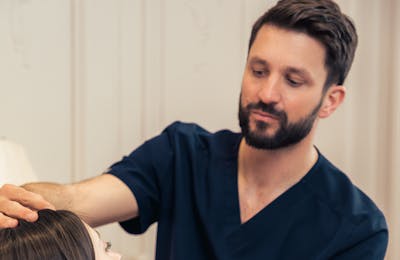 Comment (bien) choisir son medecin esthetique ? Maison Yoko Lyon