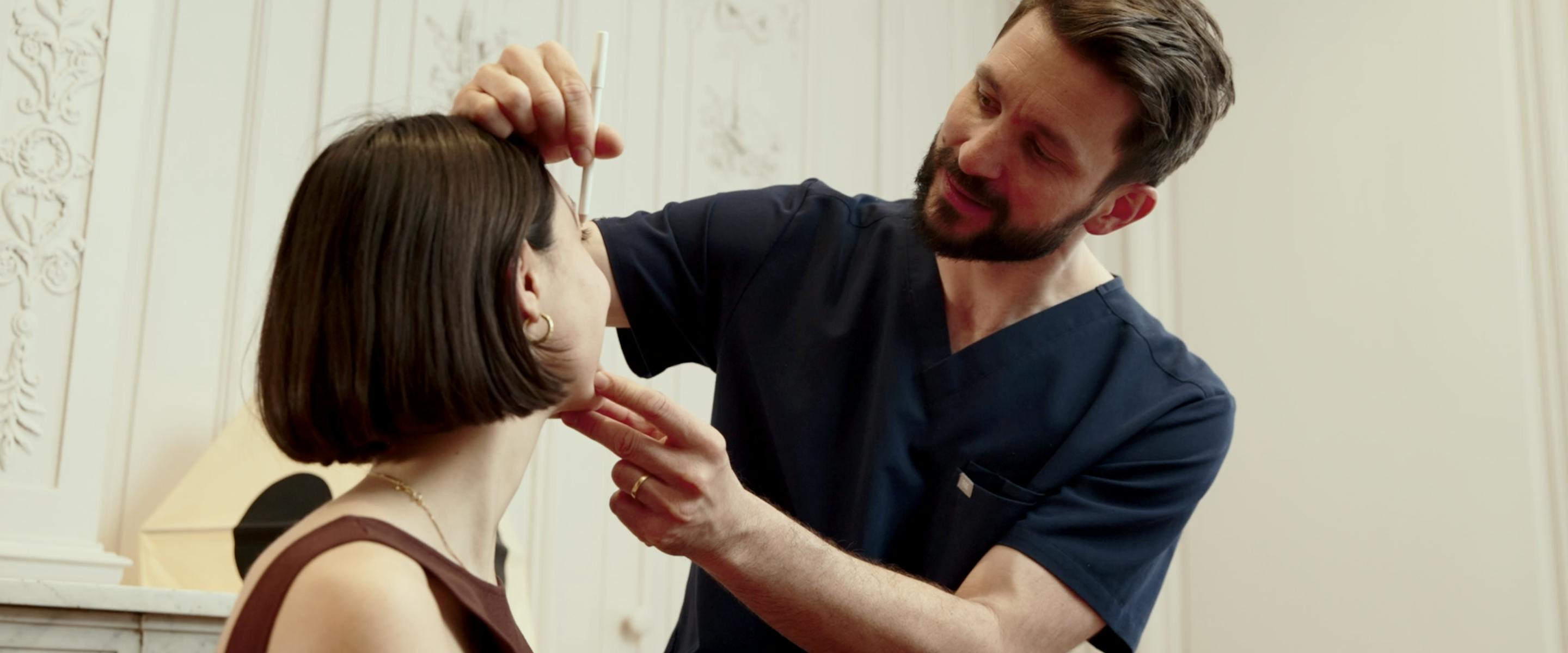 Qui peut faire  des injections d’acide hyaluronique ?