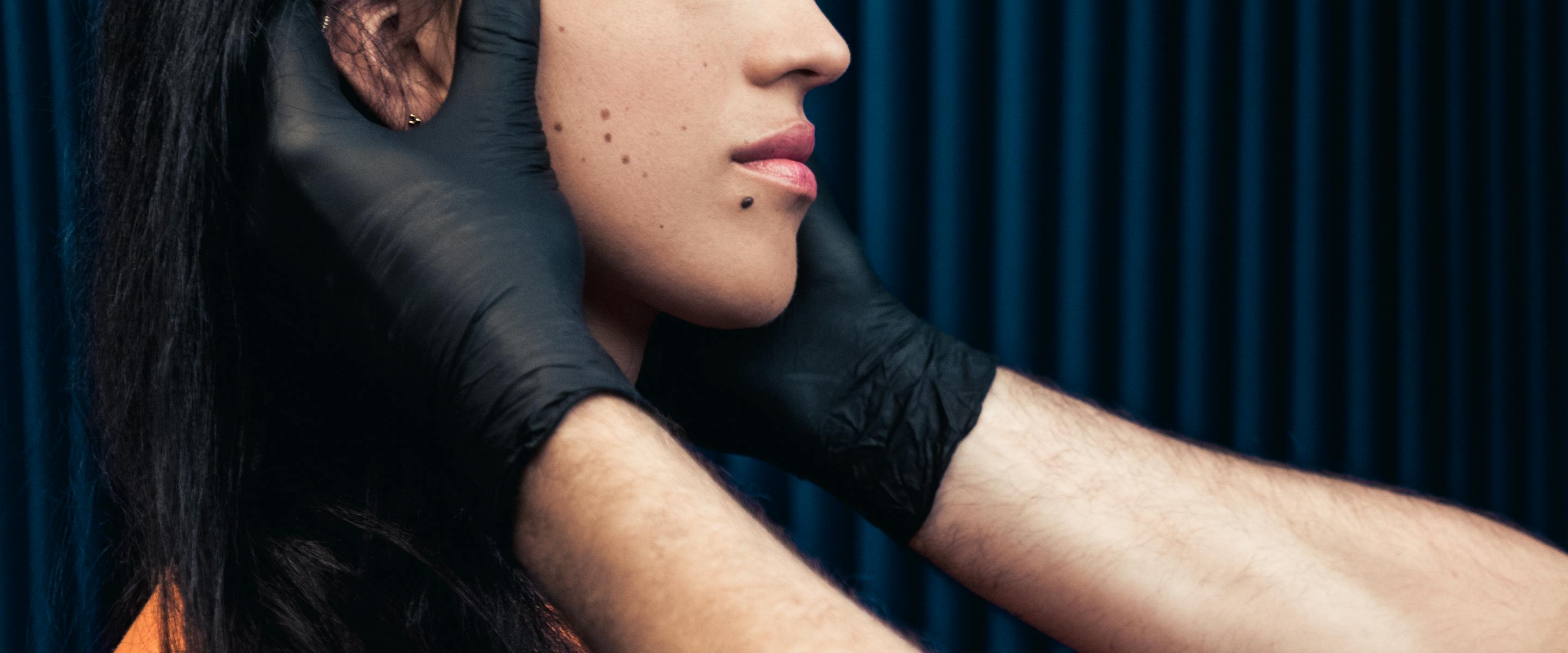 raffermir l'ovale du visage chez Maison Yokō