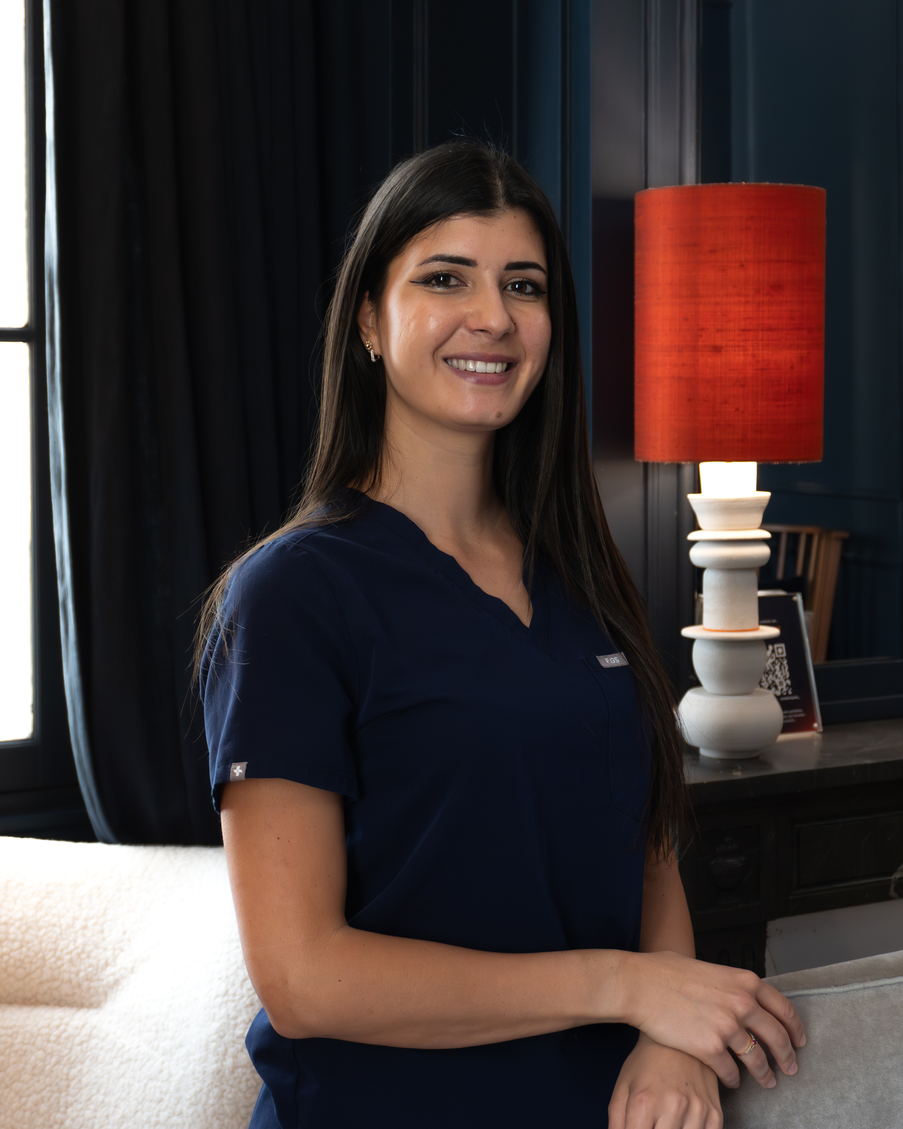 Docteur Sandra Cerdan, médecin spécialiste en médecine esthétique et anti-âge, chez Maison Yoko à Lyon.