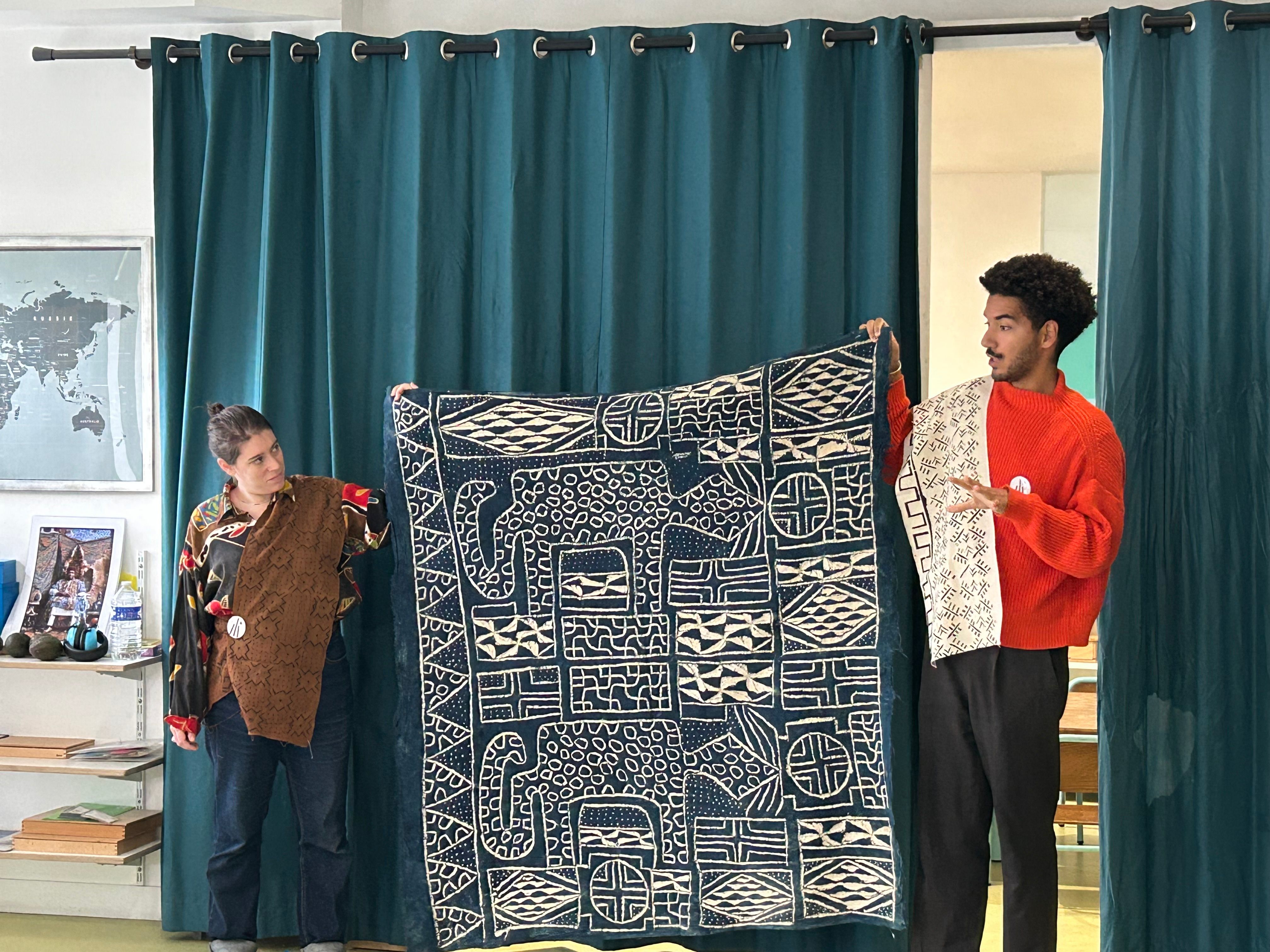 Atelier de conte à l'école Jeunes Pousses avec la conteuse Madame Blanche