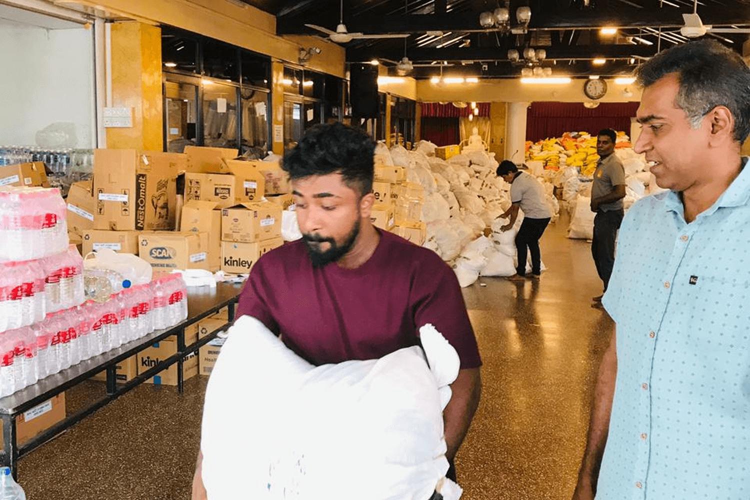 Matara Relief for Badulla 02