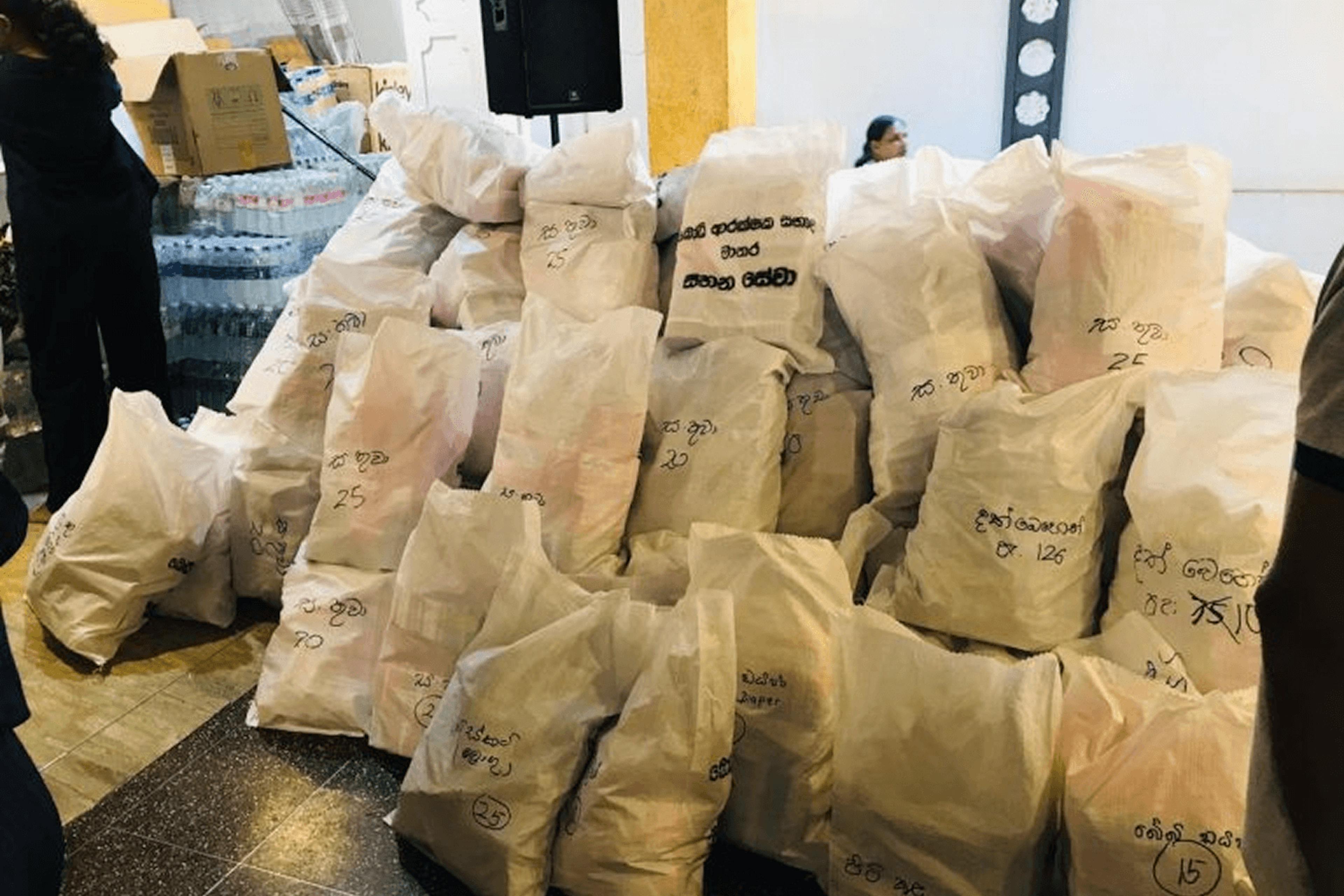 Matara Relief for Badulla 05