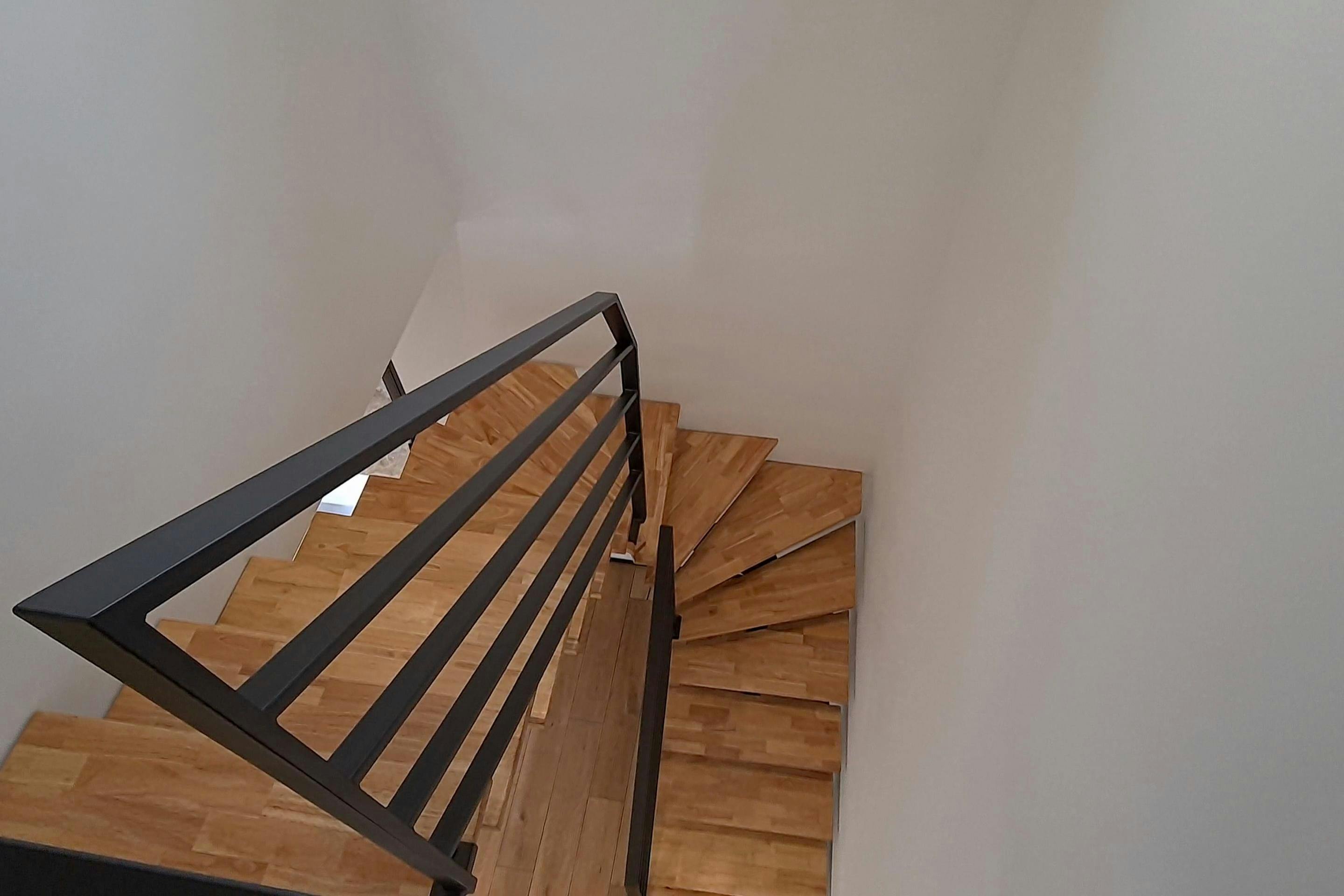 escalier bois métal sur mesure pour villa