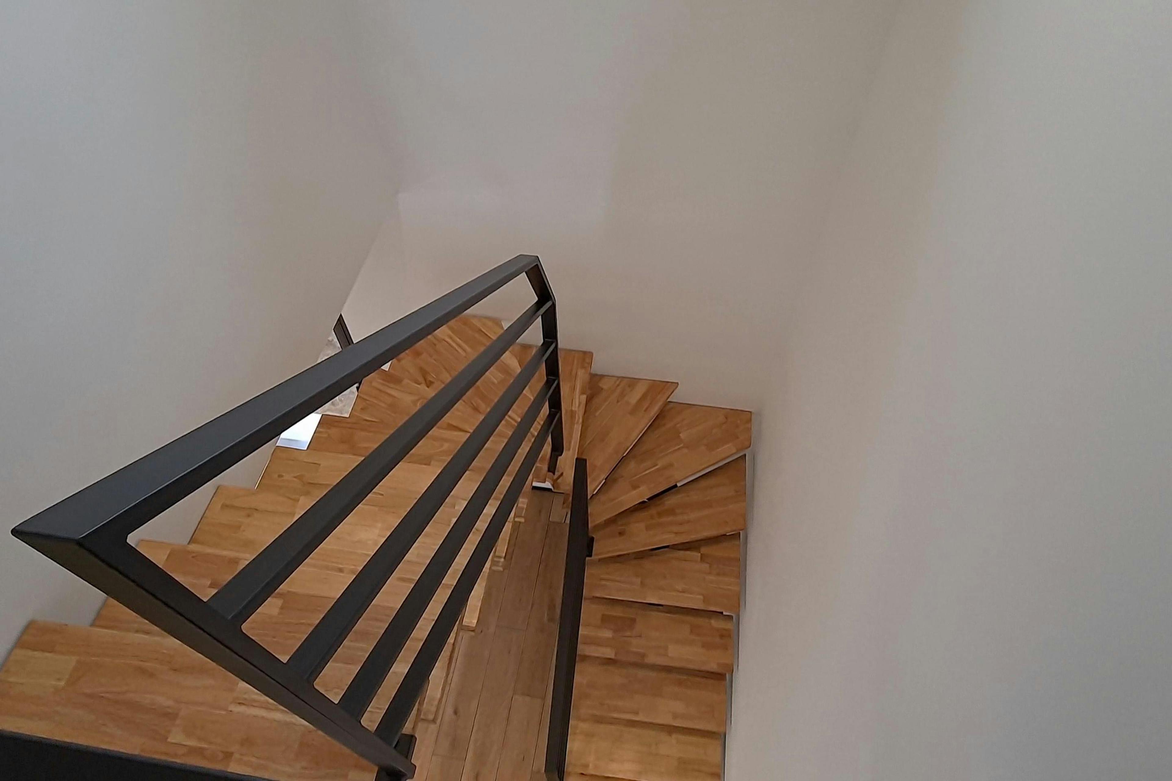 escalier bois métal sur mesure pour villa 