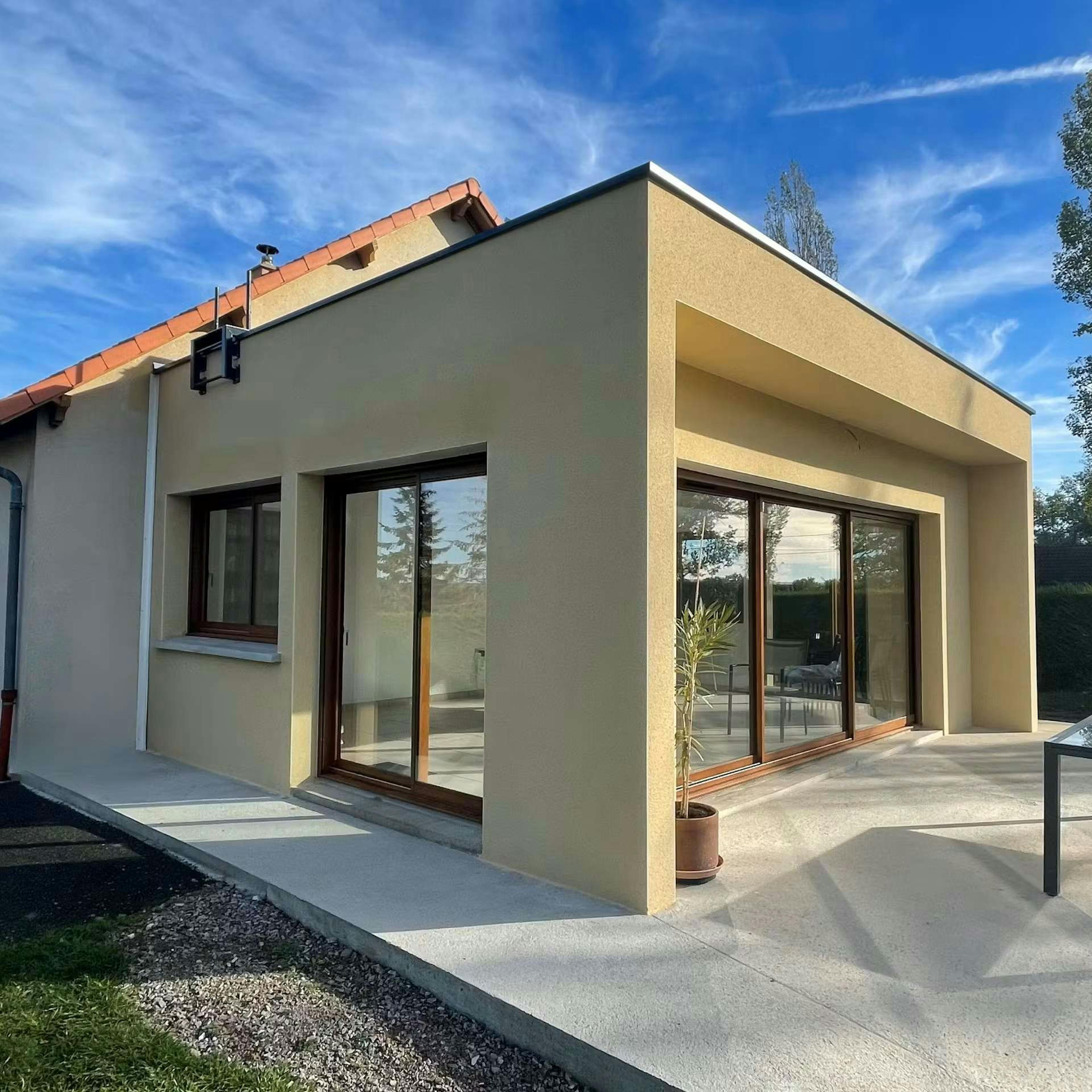 Agrandissement - extension à Domérat - pièce de vie et terrasse