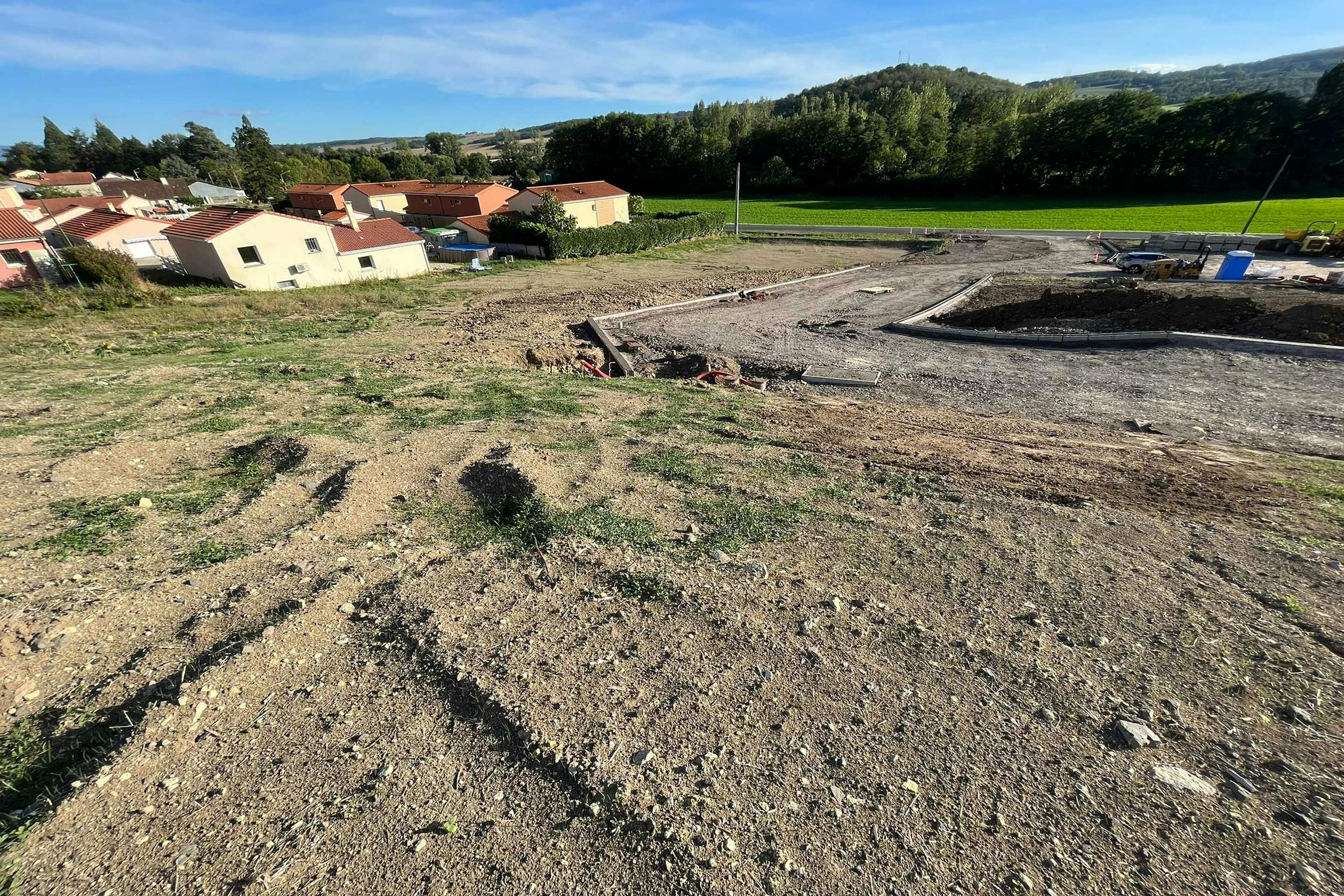 Terrains viabilisés et bornés à Perrier