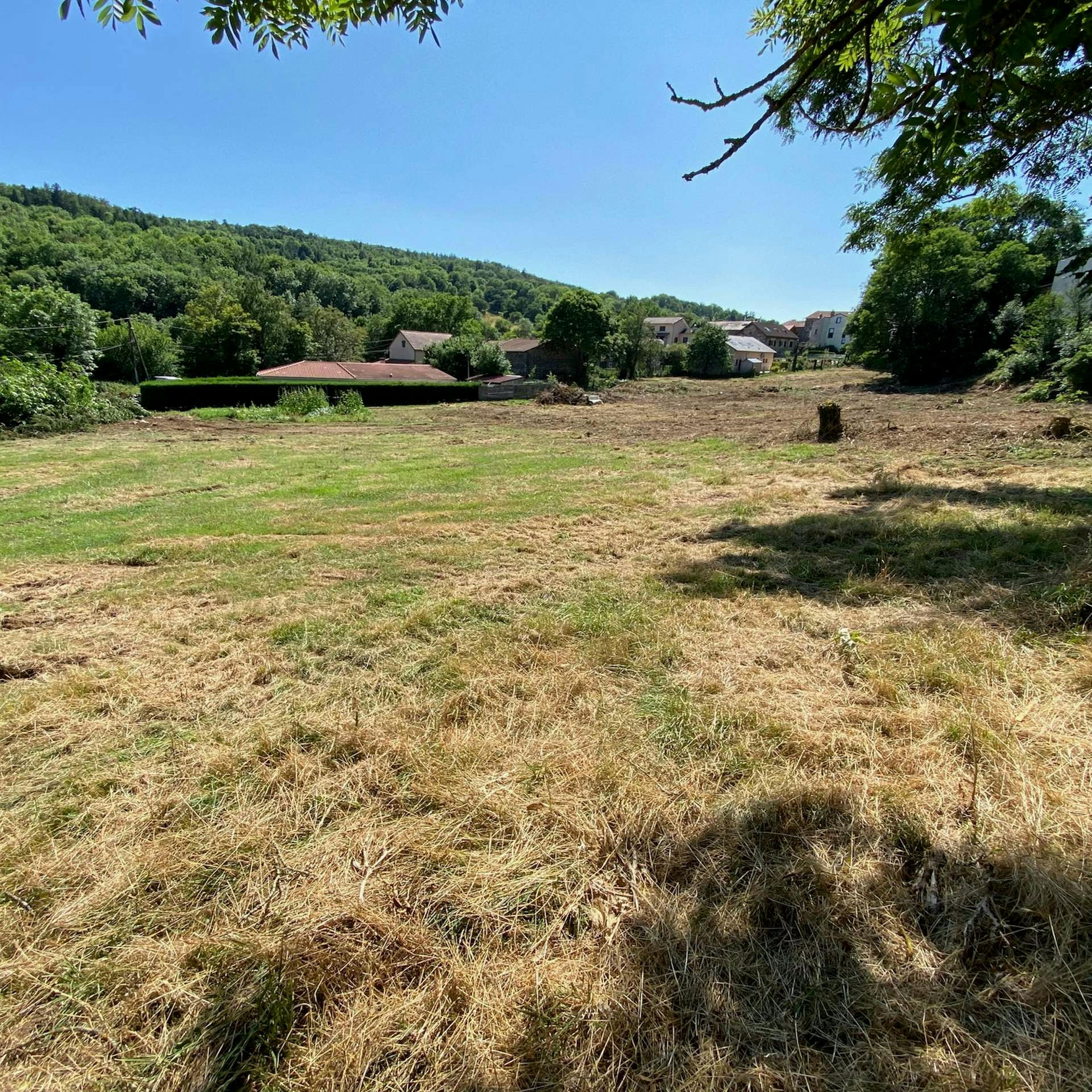 Terrain Saint Genes Champanelle, les jardins de l'Auzon