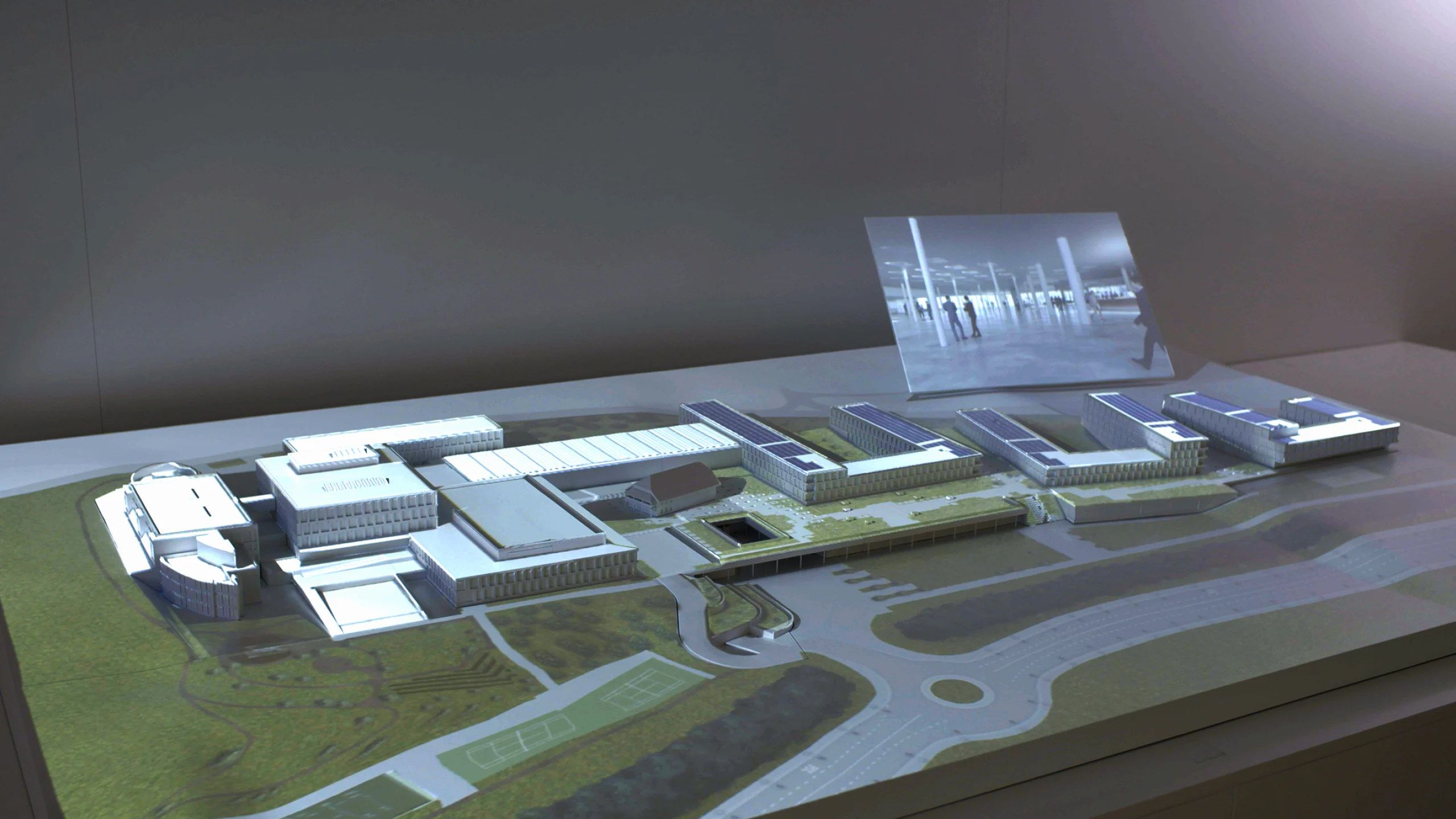 Global view of the EHL installation