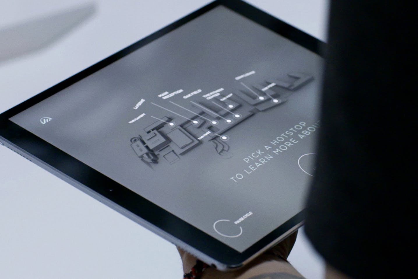 Tablet with the EHL installation on it