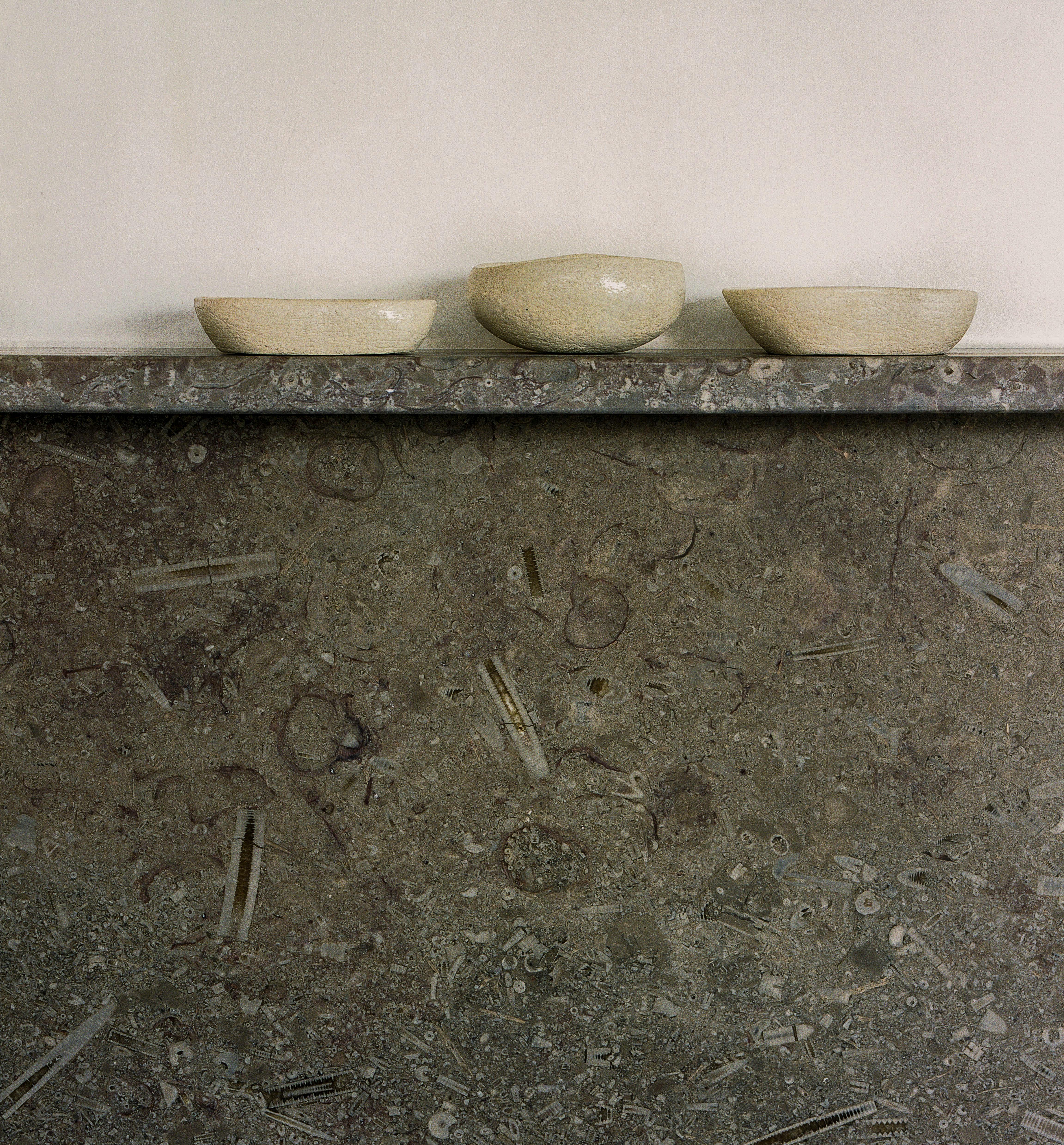 Contemporary wooden Ma-kon kitchen with limestone worktop in Sheffield.