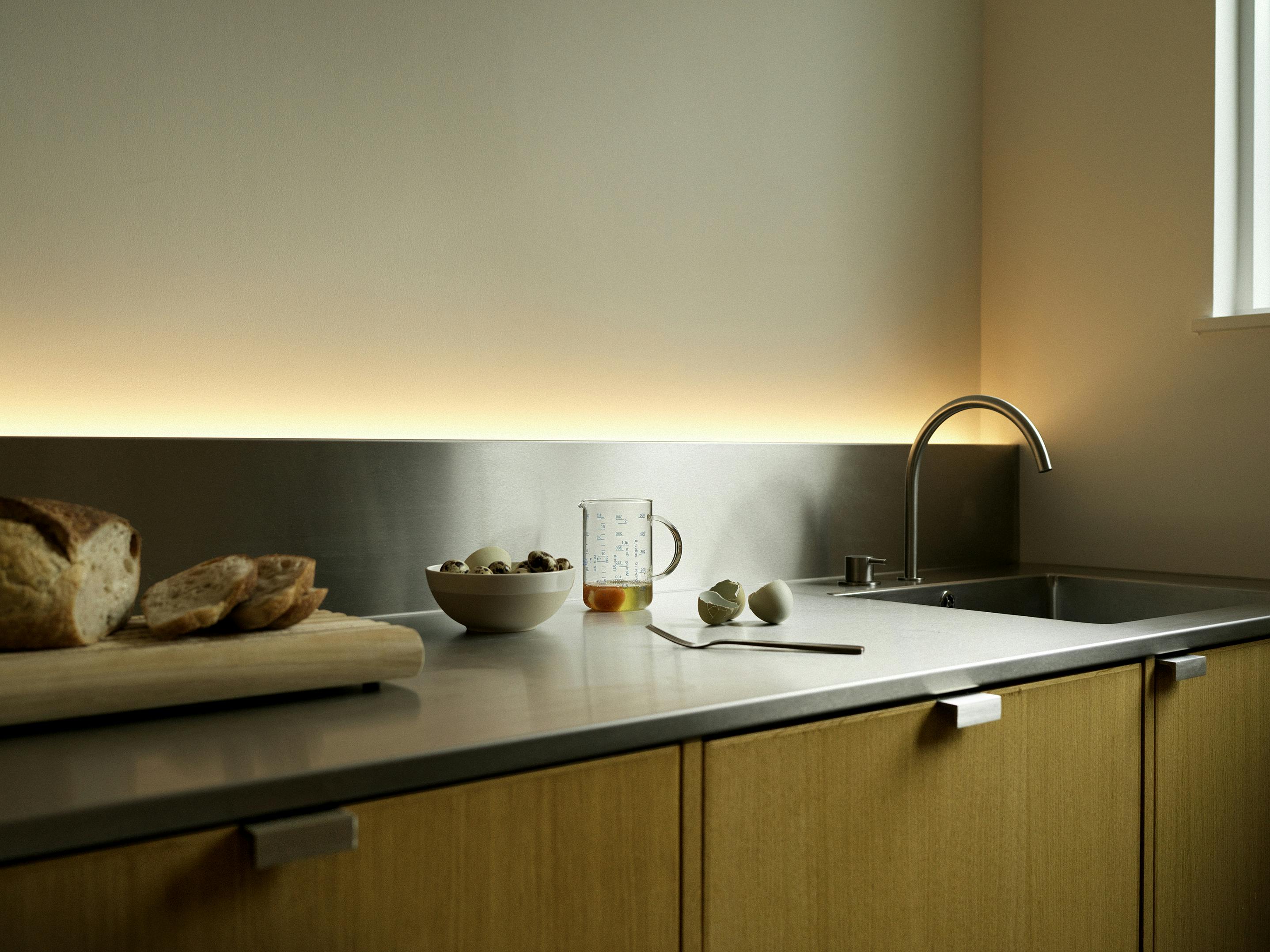 Contemporary wooden and stainless steel Ma-kon kitchen in Sheffield.