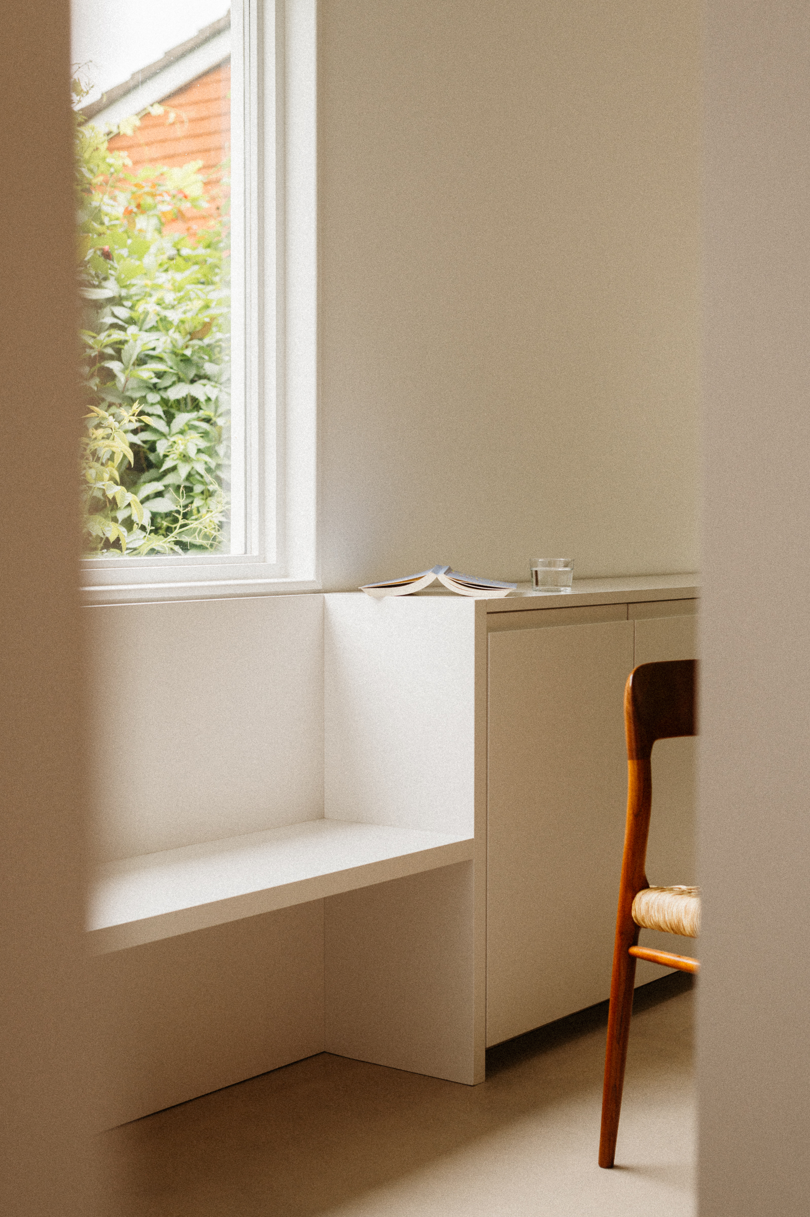 White painted and stainless steel Ma-kon kitchen in Dulwich, South London